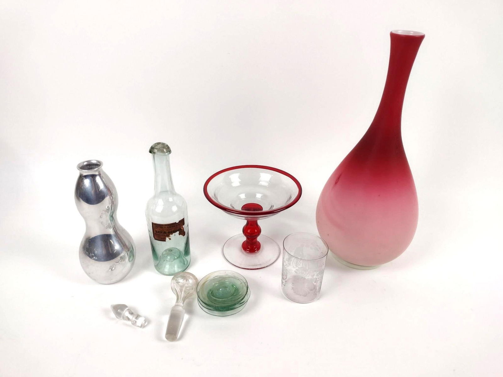 11 Decorative Pcs incl. Glassware (1 of 4)