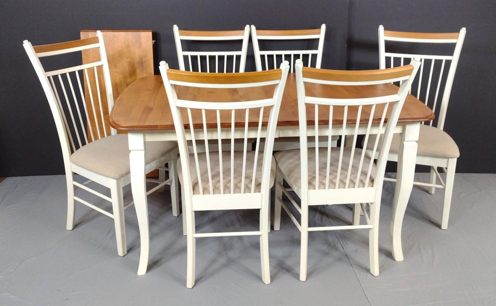 Dining Room Table & Chair Set (1 of 6)