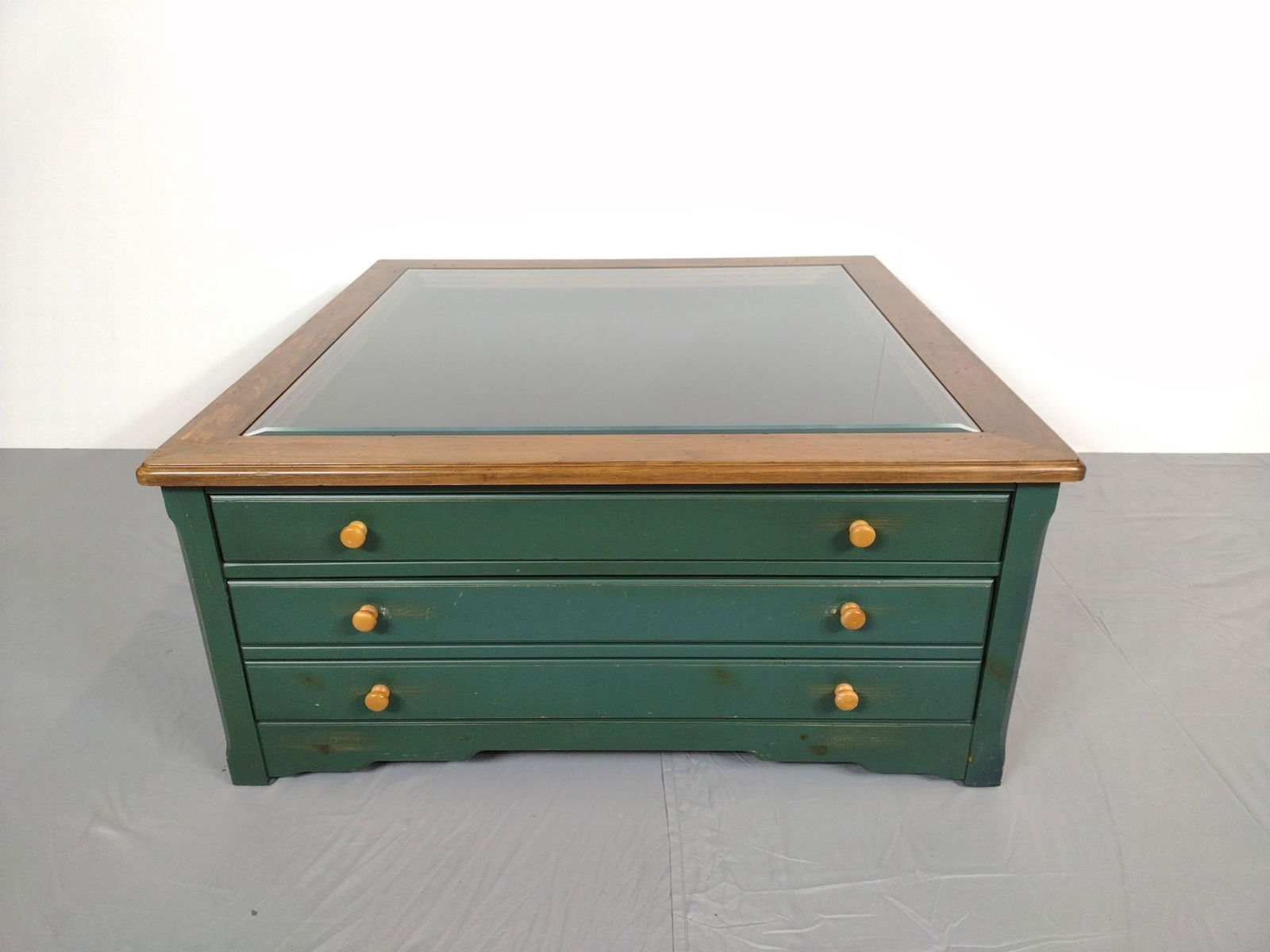 Hammary Glass Top Two Drawer Coffee Table (1 of 7)