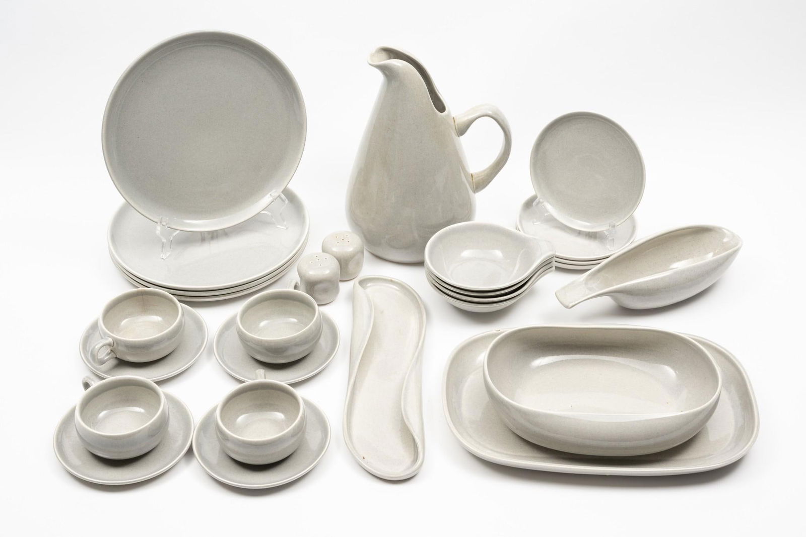 27 Pcs Russel Wright "Steubenville" Mid Century Modern Dinnerware (1 of 6)