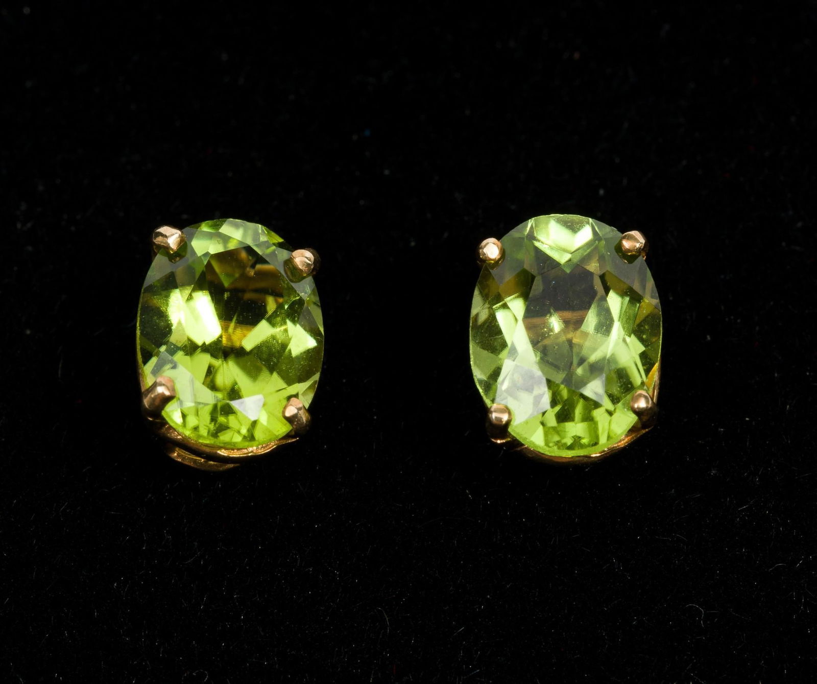 Mexican 14K Gold Peridot Stud Earrings (1 of 3)