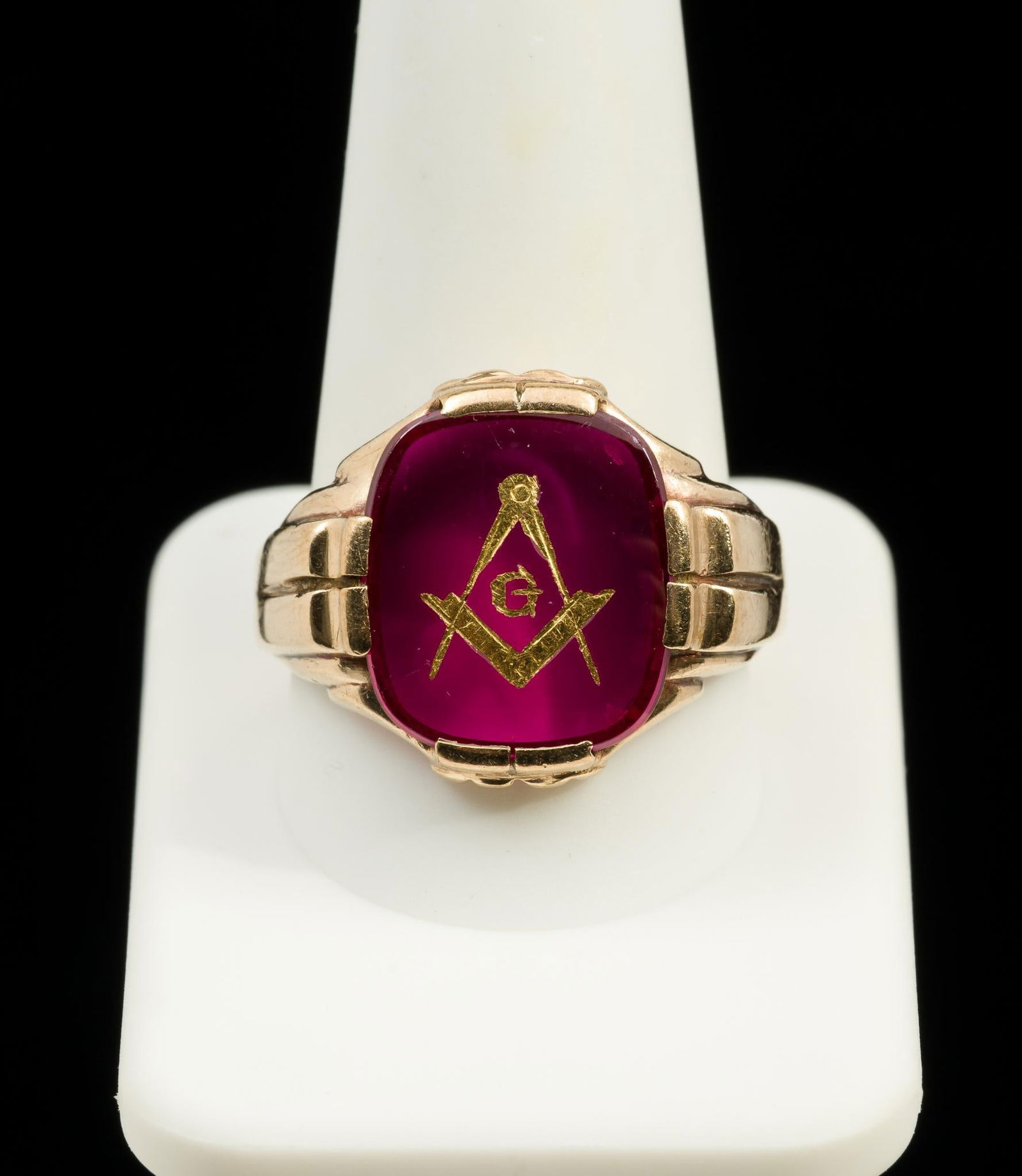 10K Gold Masonic Ring (1 of 4)
