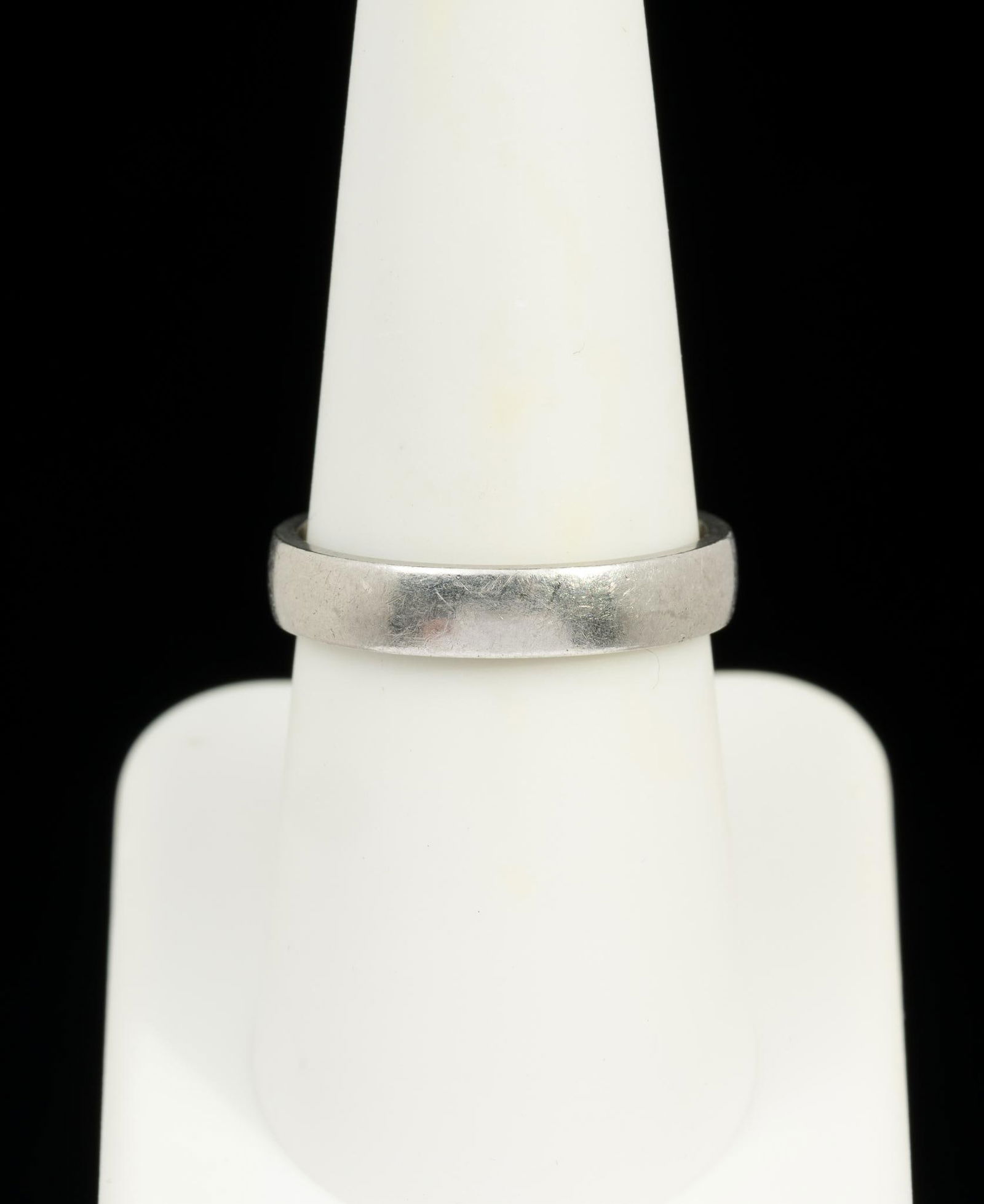 Platinum Band Ring (1 of 3)