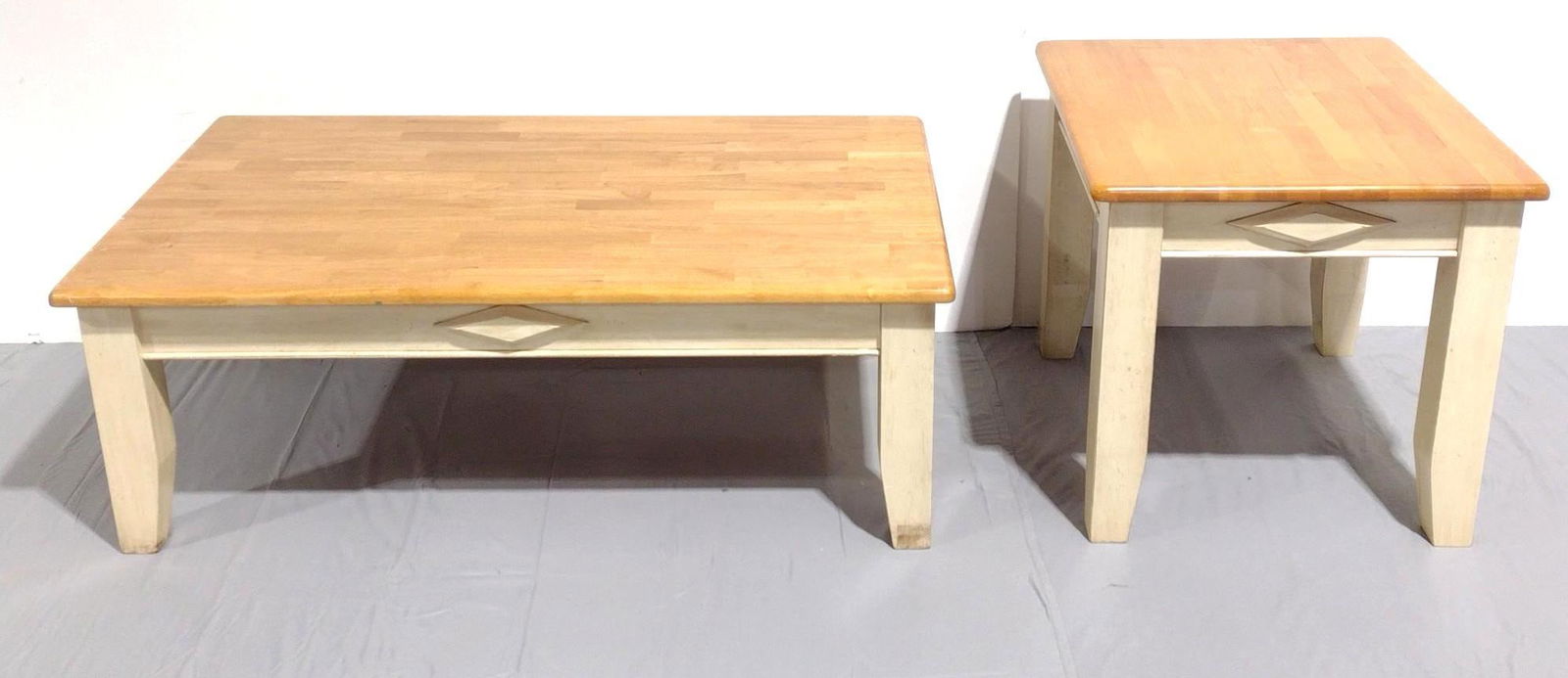 Coffee & End Table Set (1 of 6)