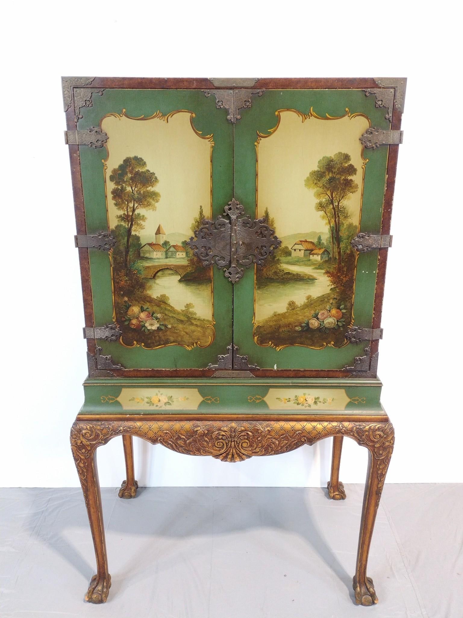 Painted Chippendale Style Cabinet (1 of 7)