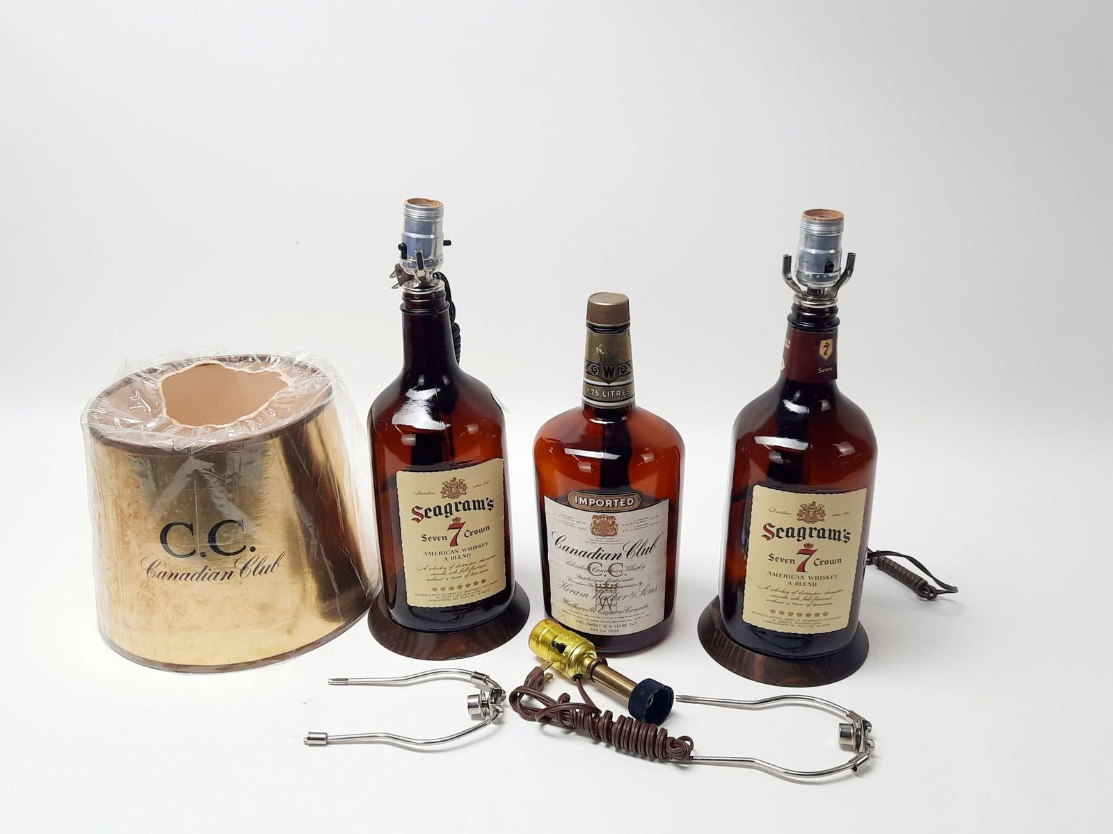 3 Whiskey Lamps incl Seagram’s (1 of 3)