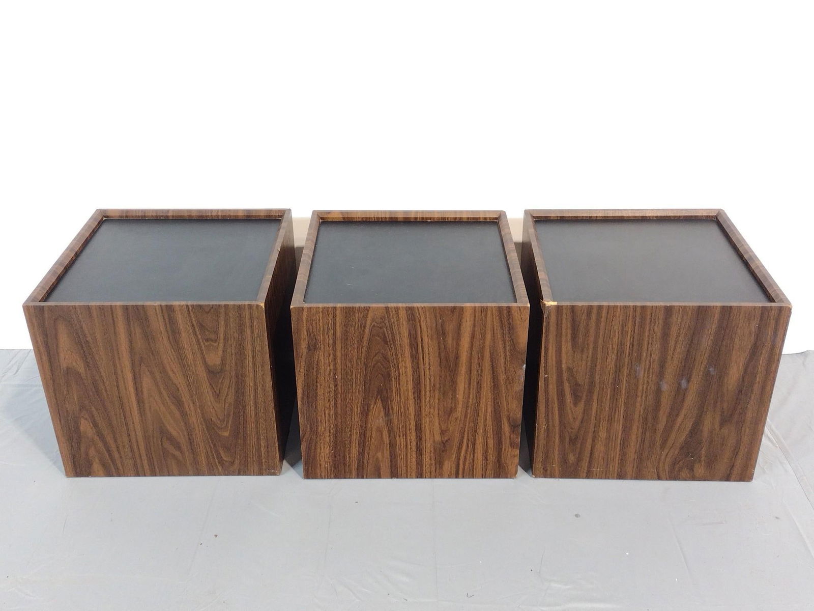 3 Cube End Tables (1 of 8)