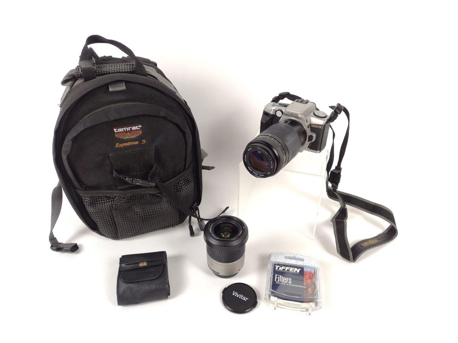 Minolta Maxxum 5 Camera & Accessories (1 of 9)