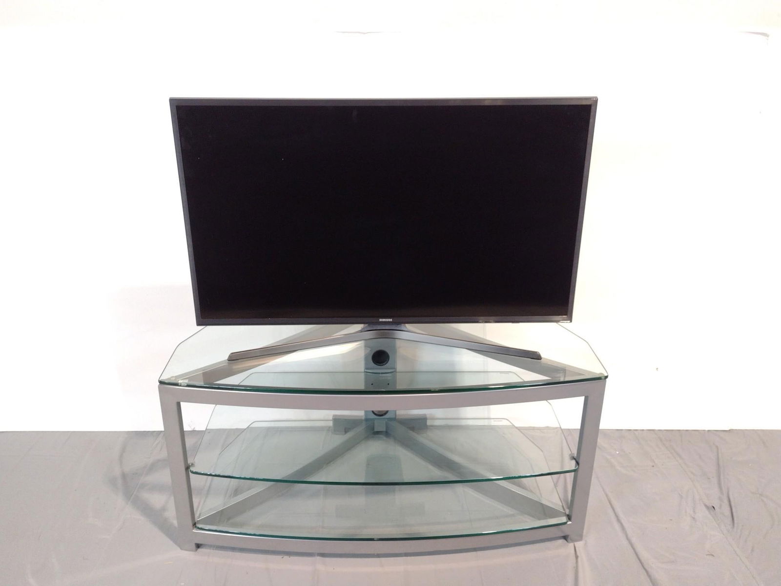 Samsung 40" 4K UHD TV & Glass Top TV Stand (1 of 4)