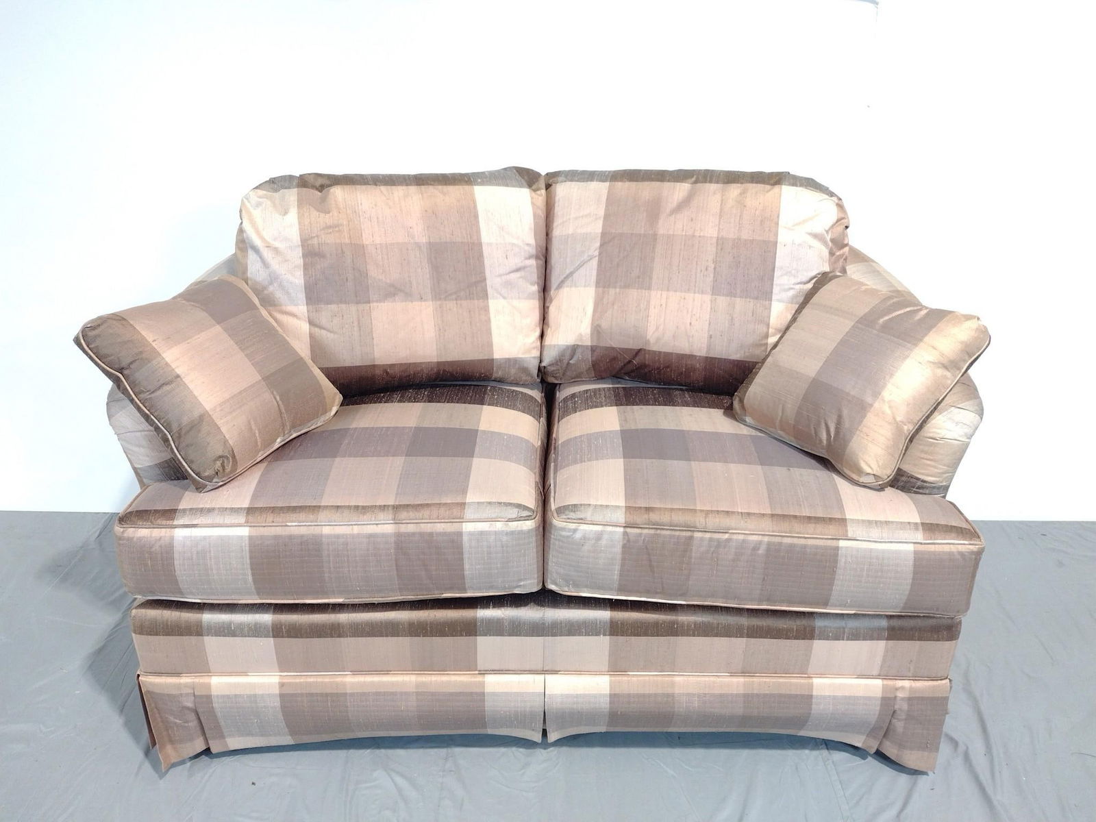 Vanguard Loveseat: 59" wide X 33" deep X 31" high.