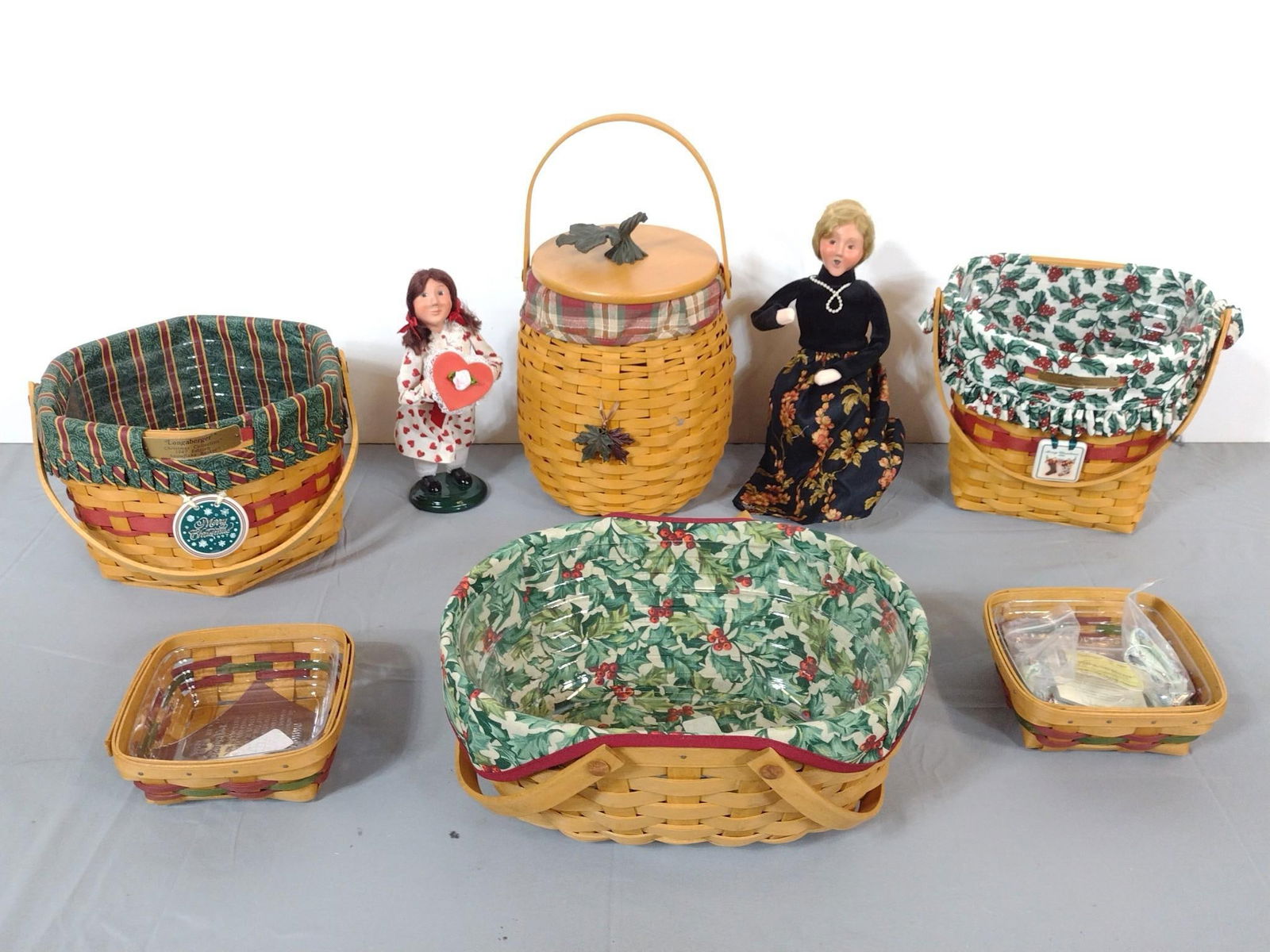 6 Longaberger Baskets & 2 Buyer's Choice Figures (1 of 7)