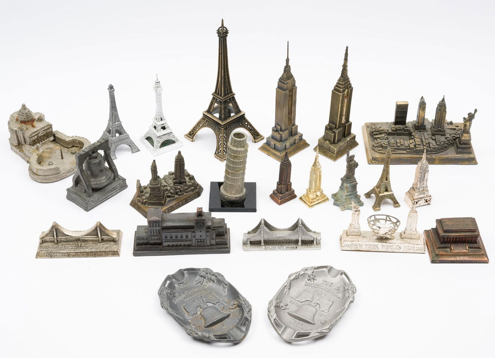 22 Historic Landmark Figurines incl. Empire State Building (1 of 6)