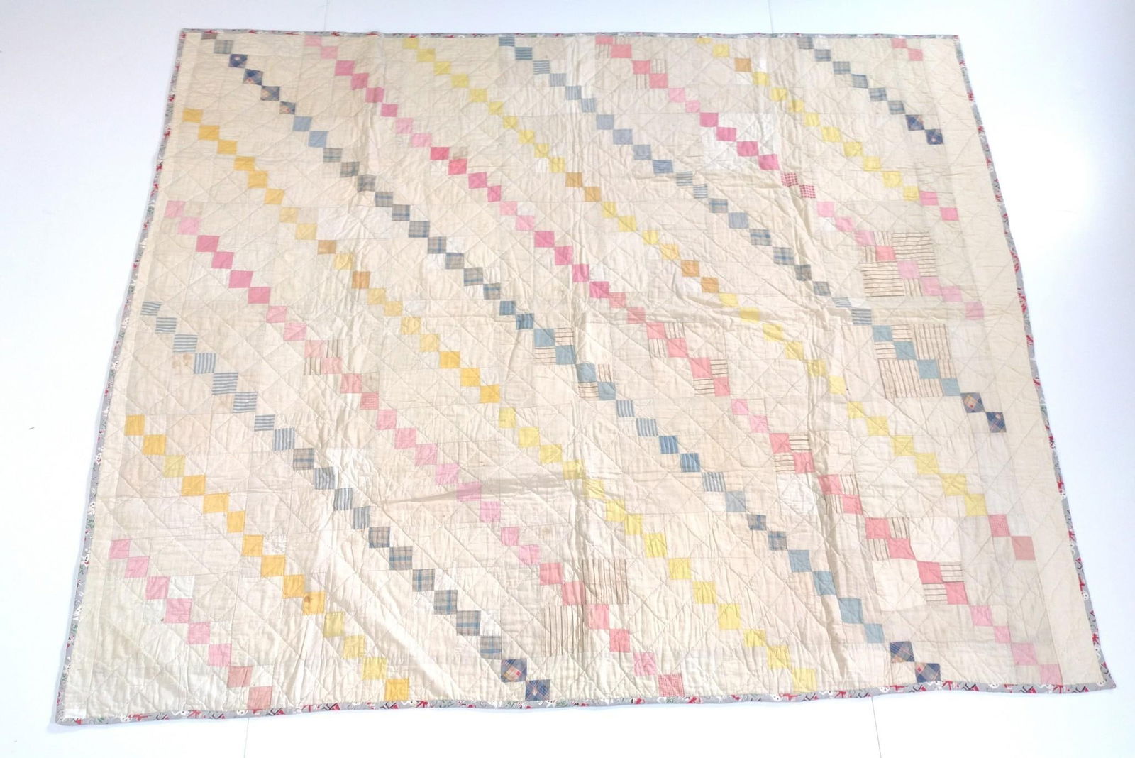 Vintage Patchwork Quilt (1 of 9)