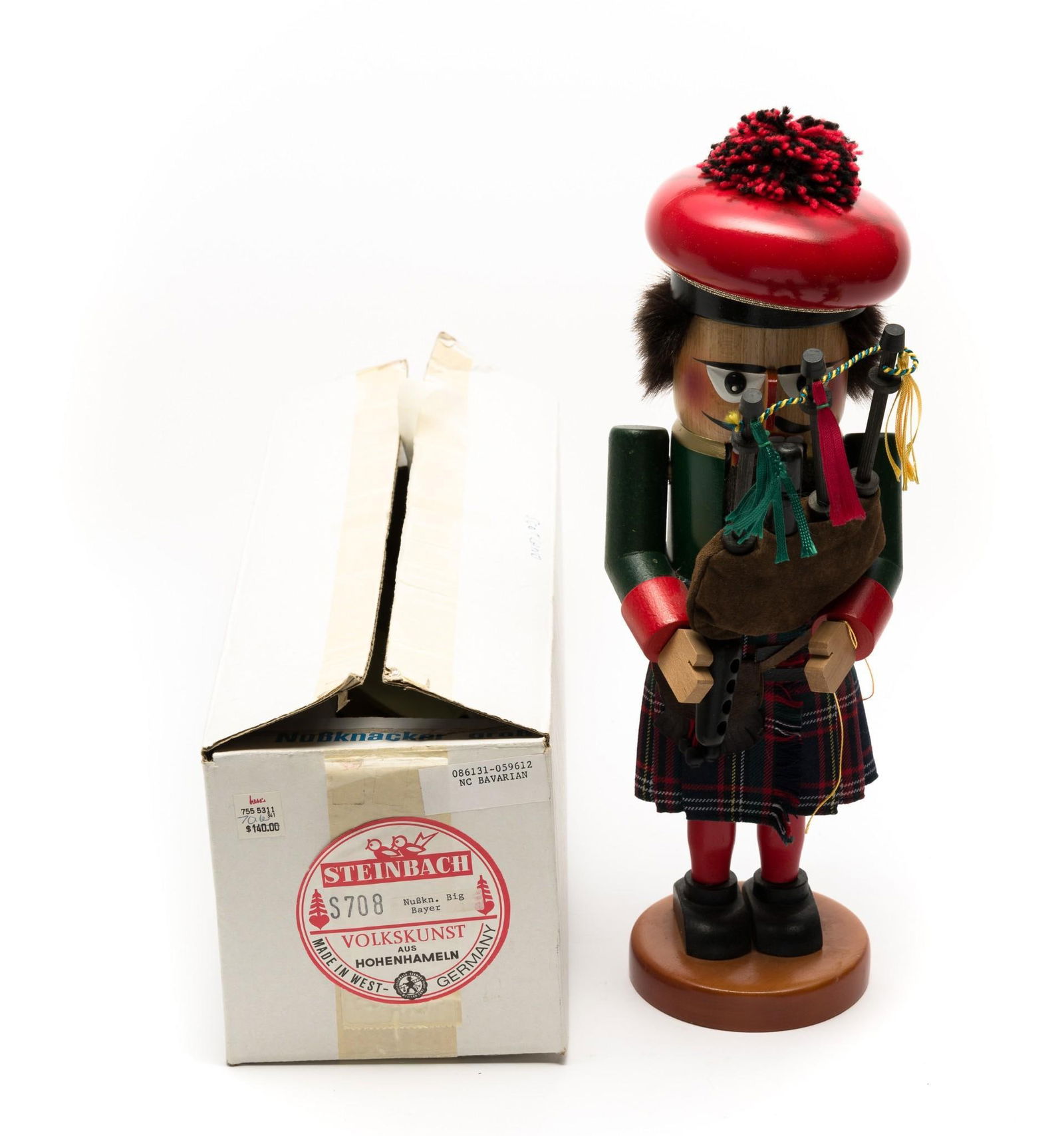 Steinbach Scottish Nutcracker in OB (1 of 6)