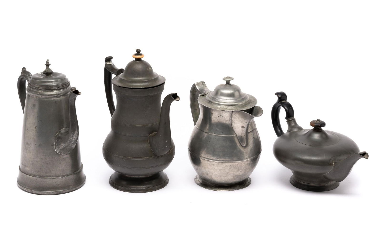 4 Early American Pewter Pitchers Incl Boardman (1 of 14)