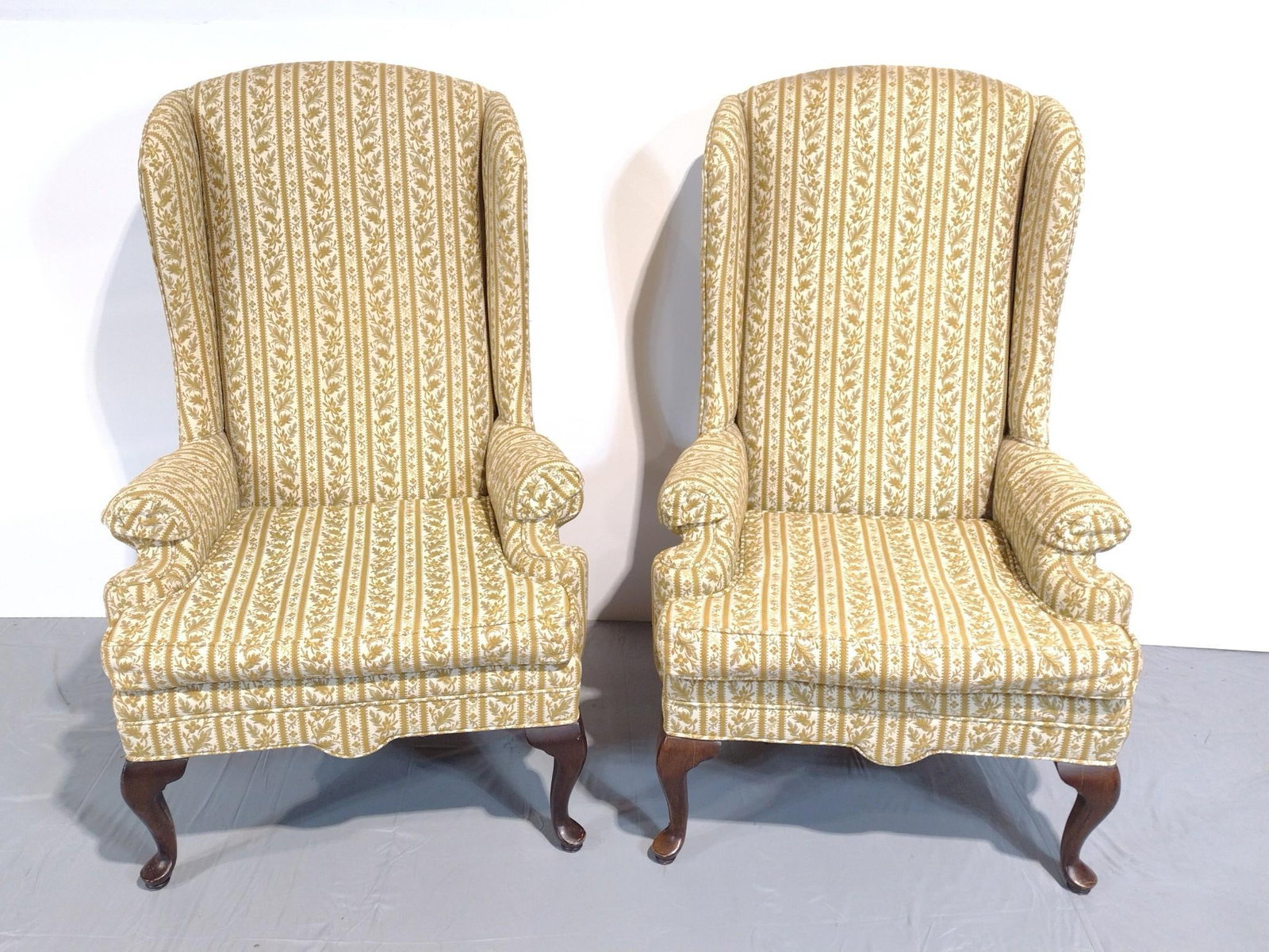 Pair Of Ethan Allen Wingback Chairs (1 of 5)