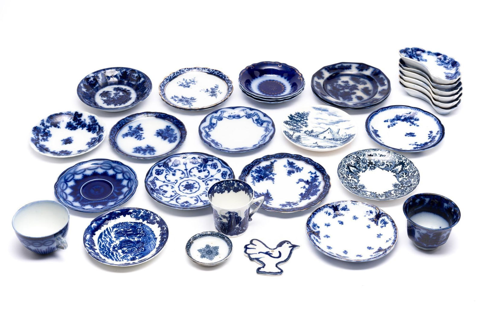 31 Pcs Blue & White China (1 of 8)