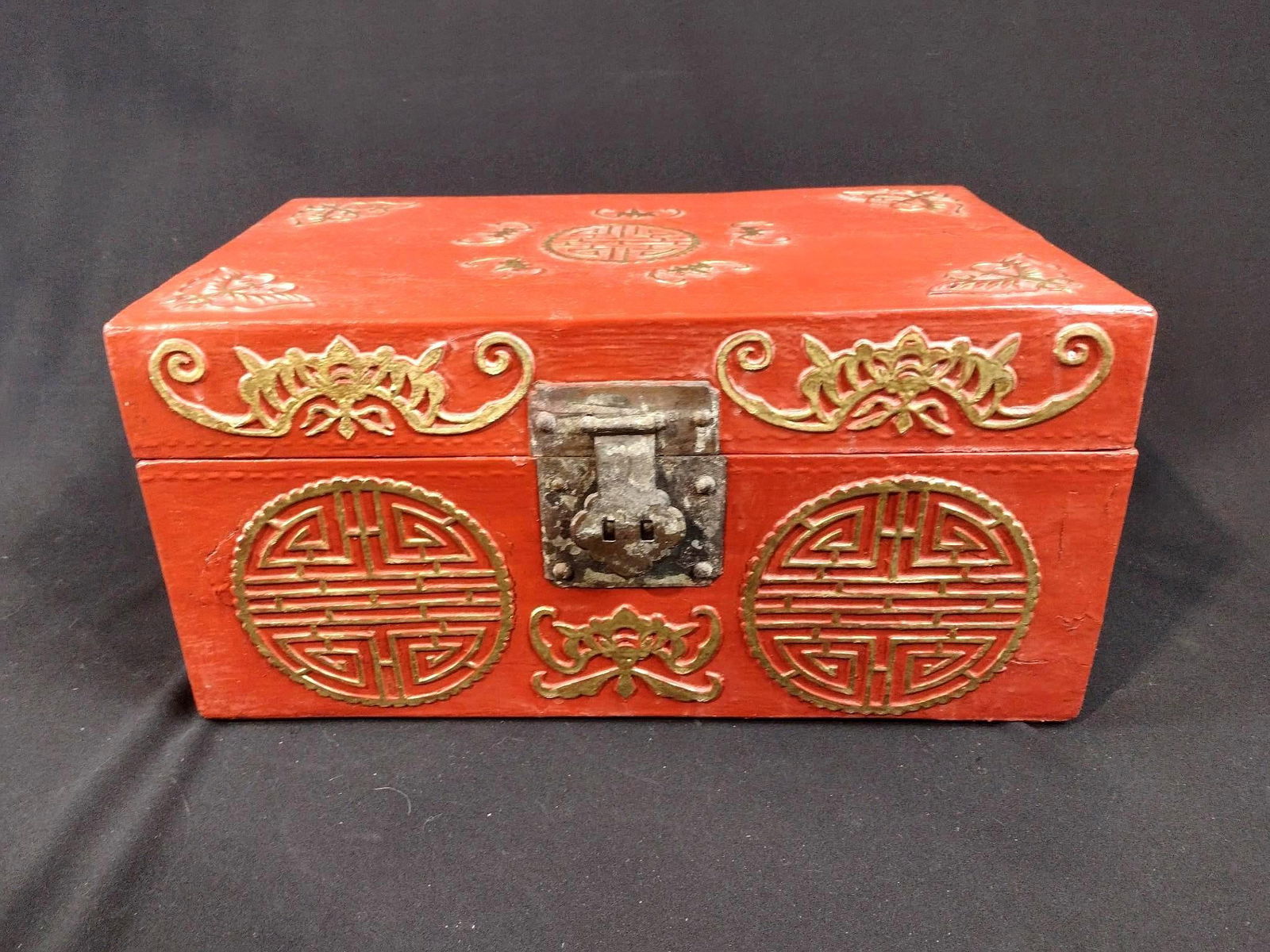 Asian Lacquer Box (1 of 5)