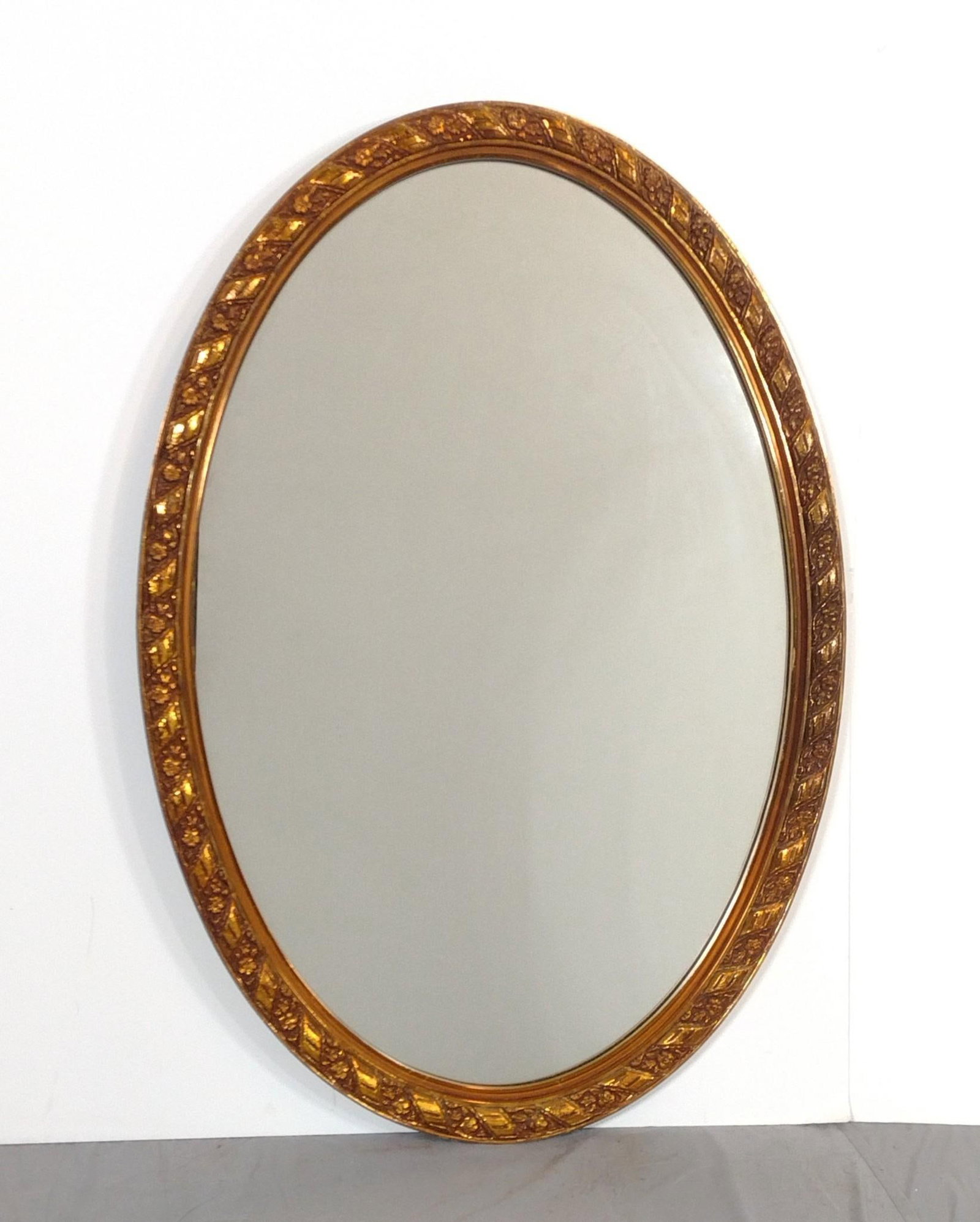 Oval Wall Mirror: NOT ELIGIBLE FOR IN-HOUSE SHIPPING. 27-1/4" wide X 39-1/2" high.