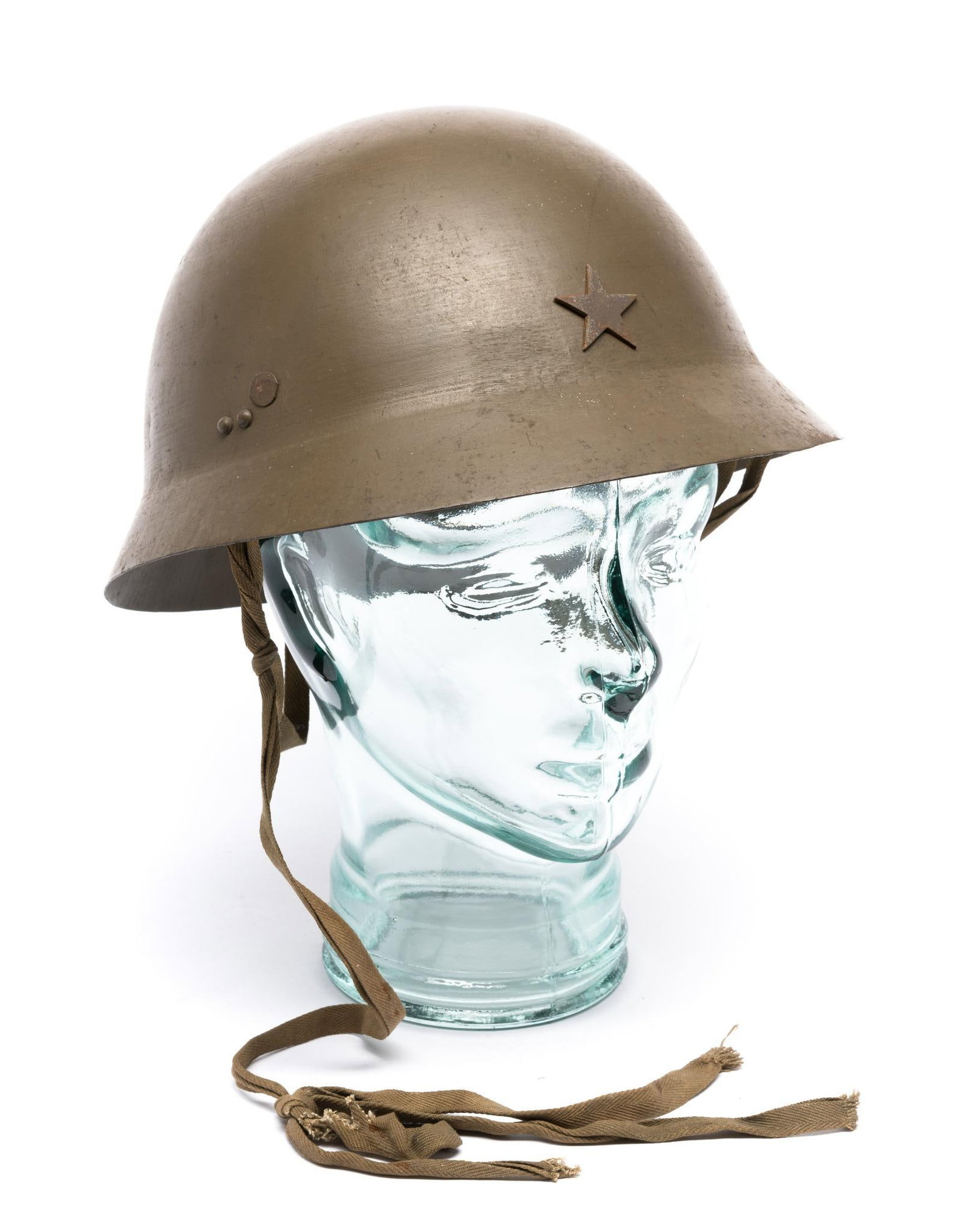WWII Japanese Type 90 Helmet: DESCRIPTION: As with all of the major combatants of WWII, the Japanese also had special insignia to identify ranks and roles of individual soldiers, as well as decorations to reward soldiers for their