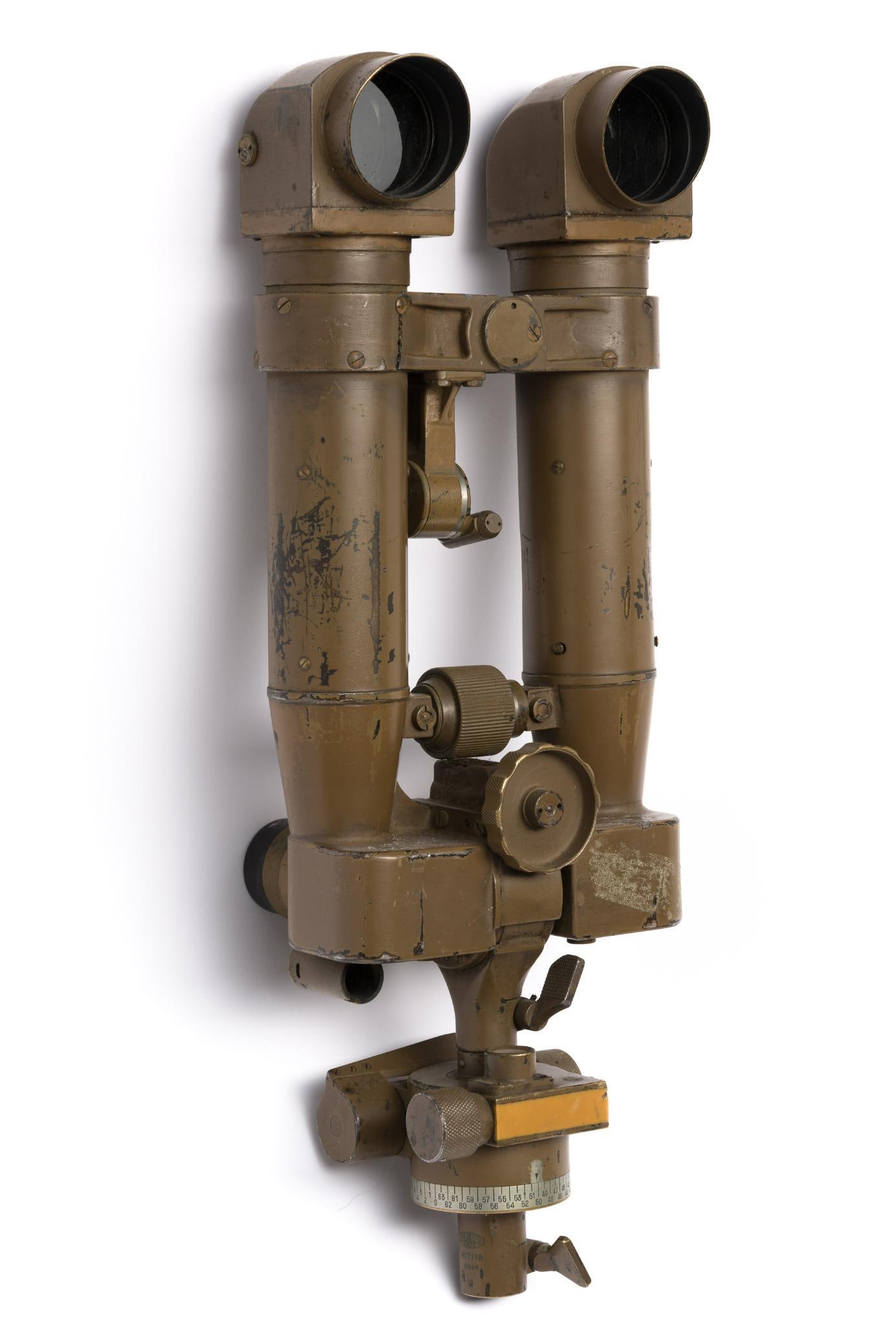 WWII Japanese 8X62 Trench Periscope Binoculars: DESCRIPTION: Marked "8x62 No. 7050 Takatiho Tokyo". MEASUREMENT: 14-1/4" long. CONDITION: Some finish losses.