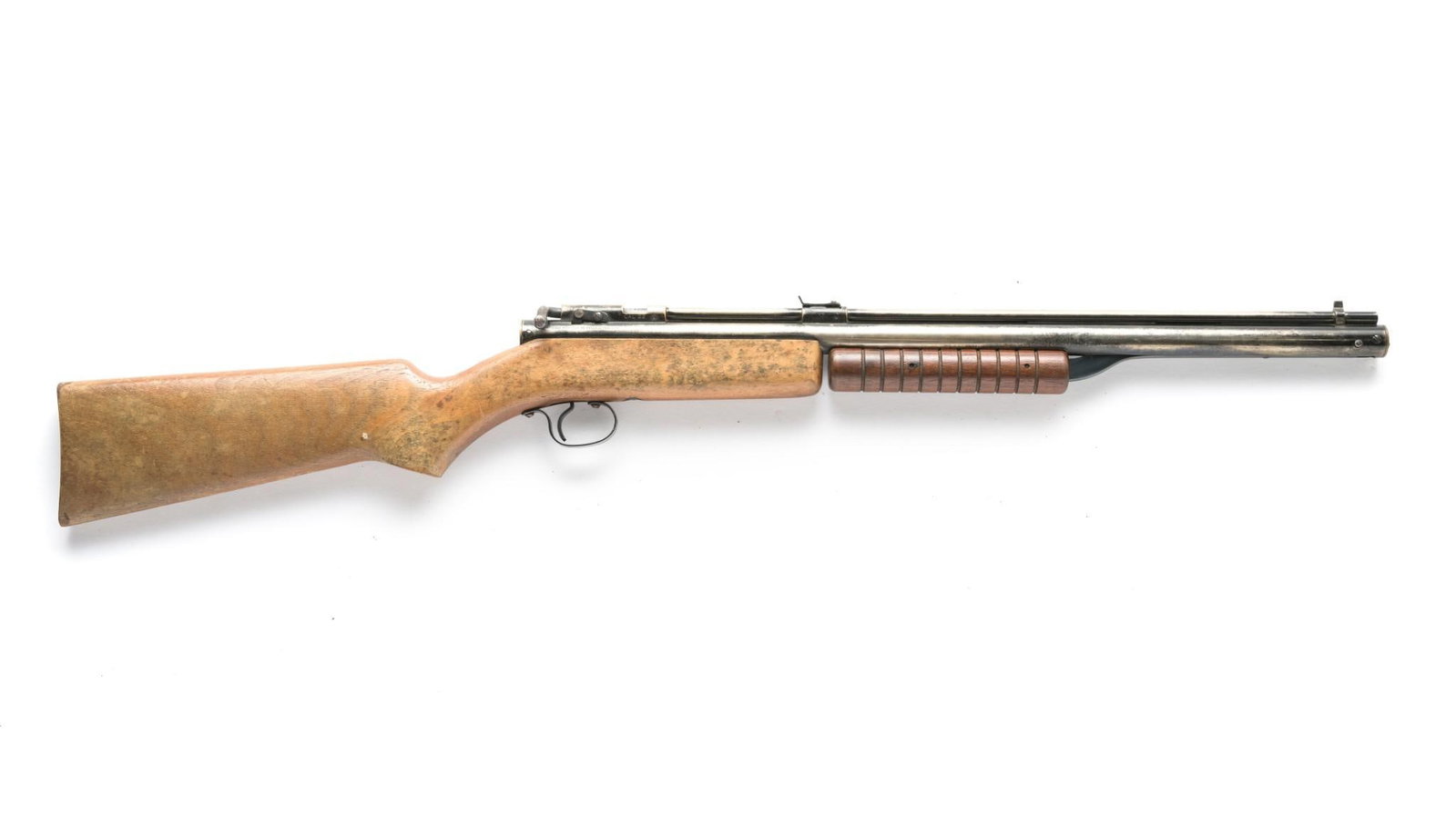 Benjamin Franklin Model 317 Pump Action Air Rifle: DESCRIPTION: .177 Caliber. CONDITION: Not working.