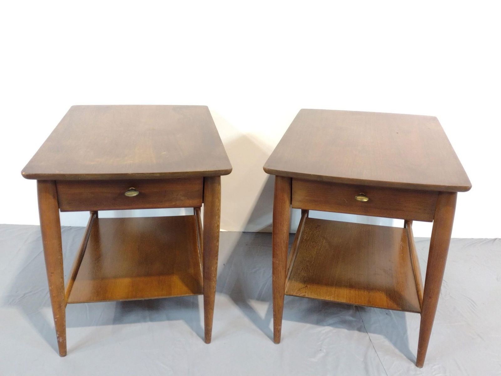 Pair Of Mersman MCM End Tables (1 of 6)