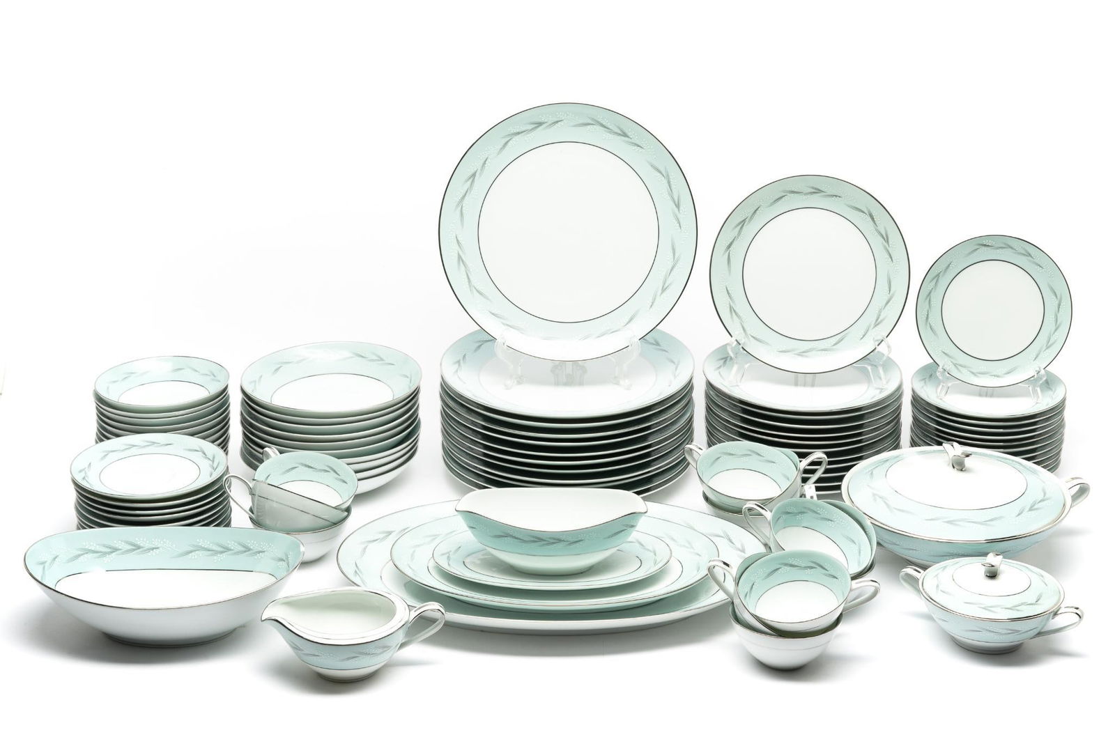 87 Pcs Noitake "Sheldon" Dinnerware (1 of 12)