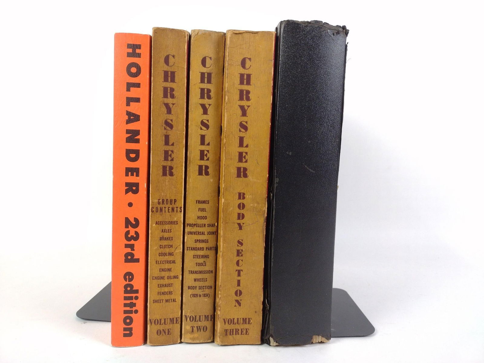 5 Antique Automotive Manuals / Books incl Chrysler (1 of 6)