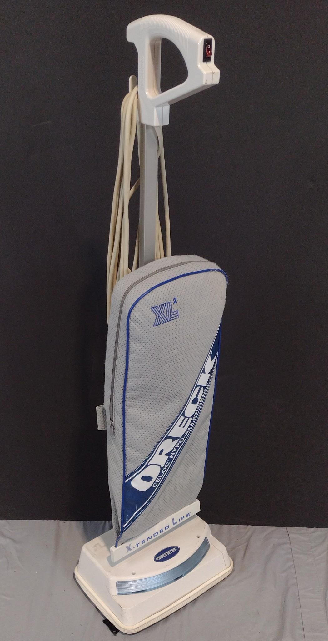 Oreck XL Vacuum (1 of 3)