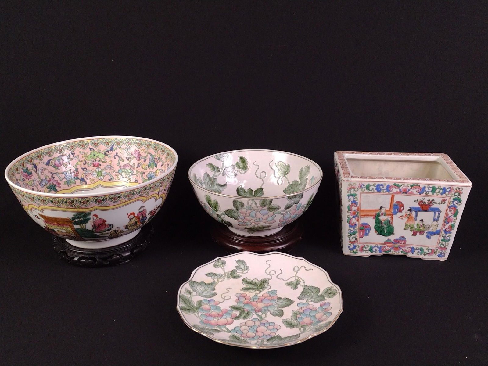 4 Asian Ceramics incl Planter (1 of 9)