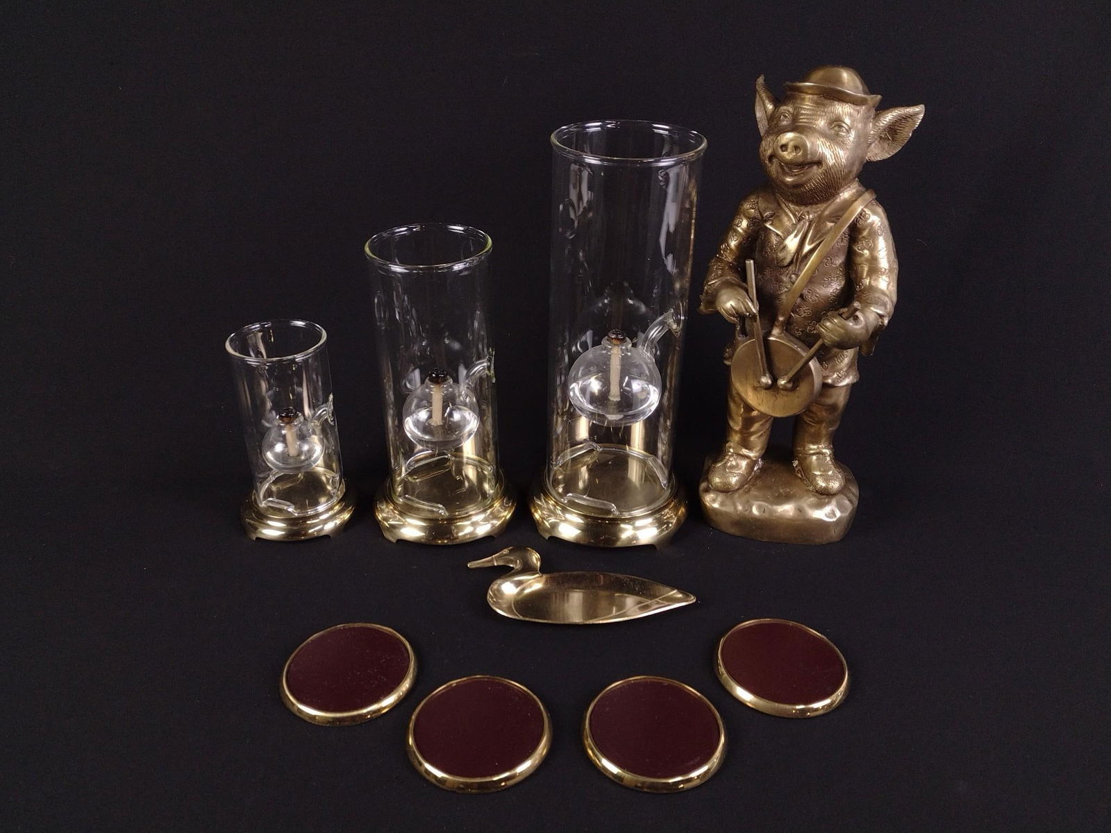 9 Pcs Brassware incl Drummer Pig (1 of 5)