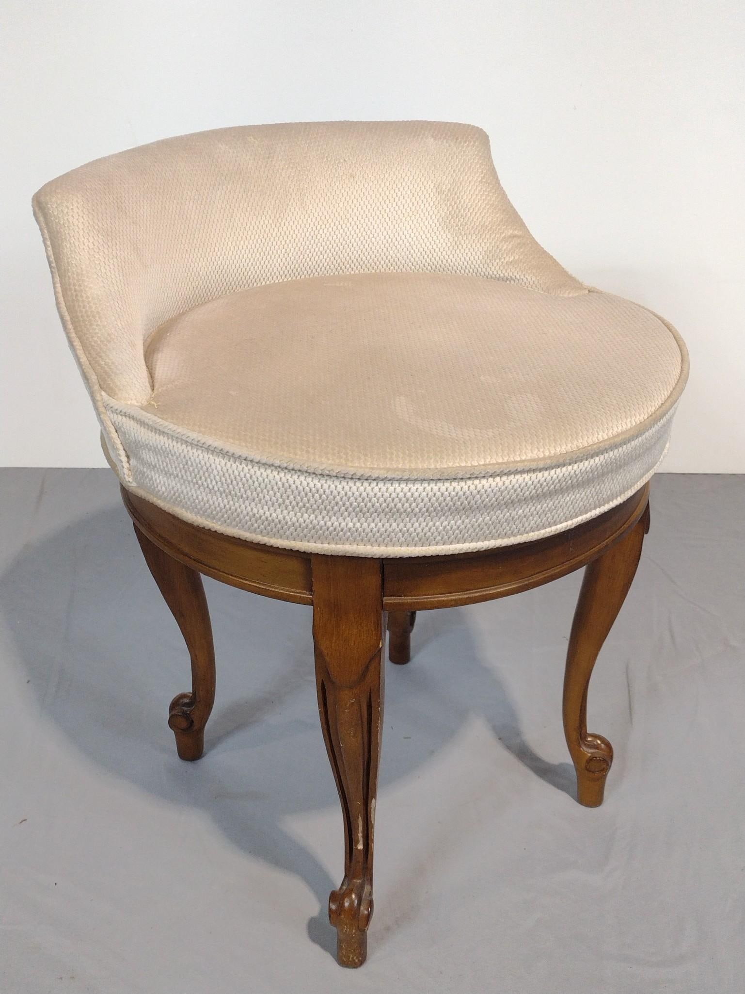 Swivel Vanity Stool (1 of 4)