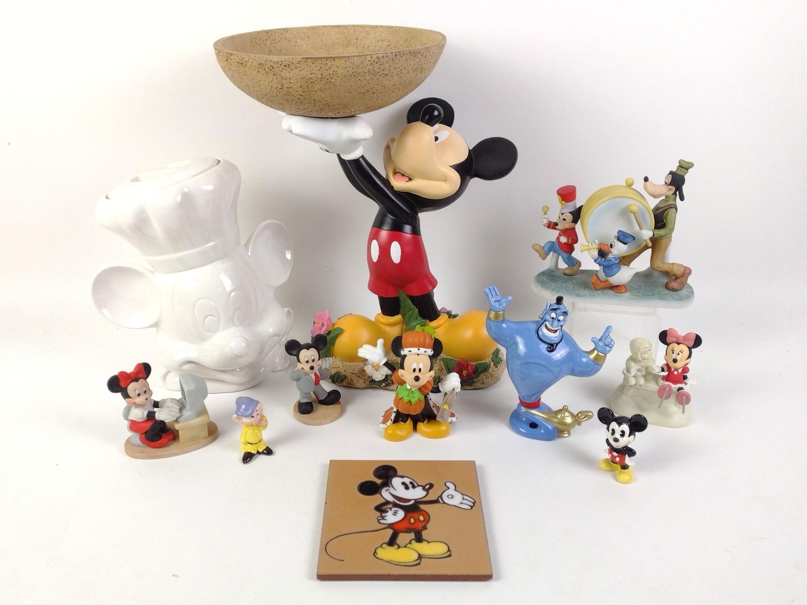 11 Pcs Disney incl Cookie Jar and Dept 56 Snowbabies Box (1 of 15)