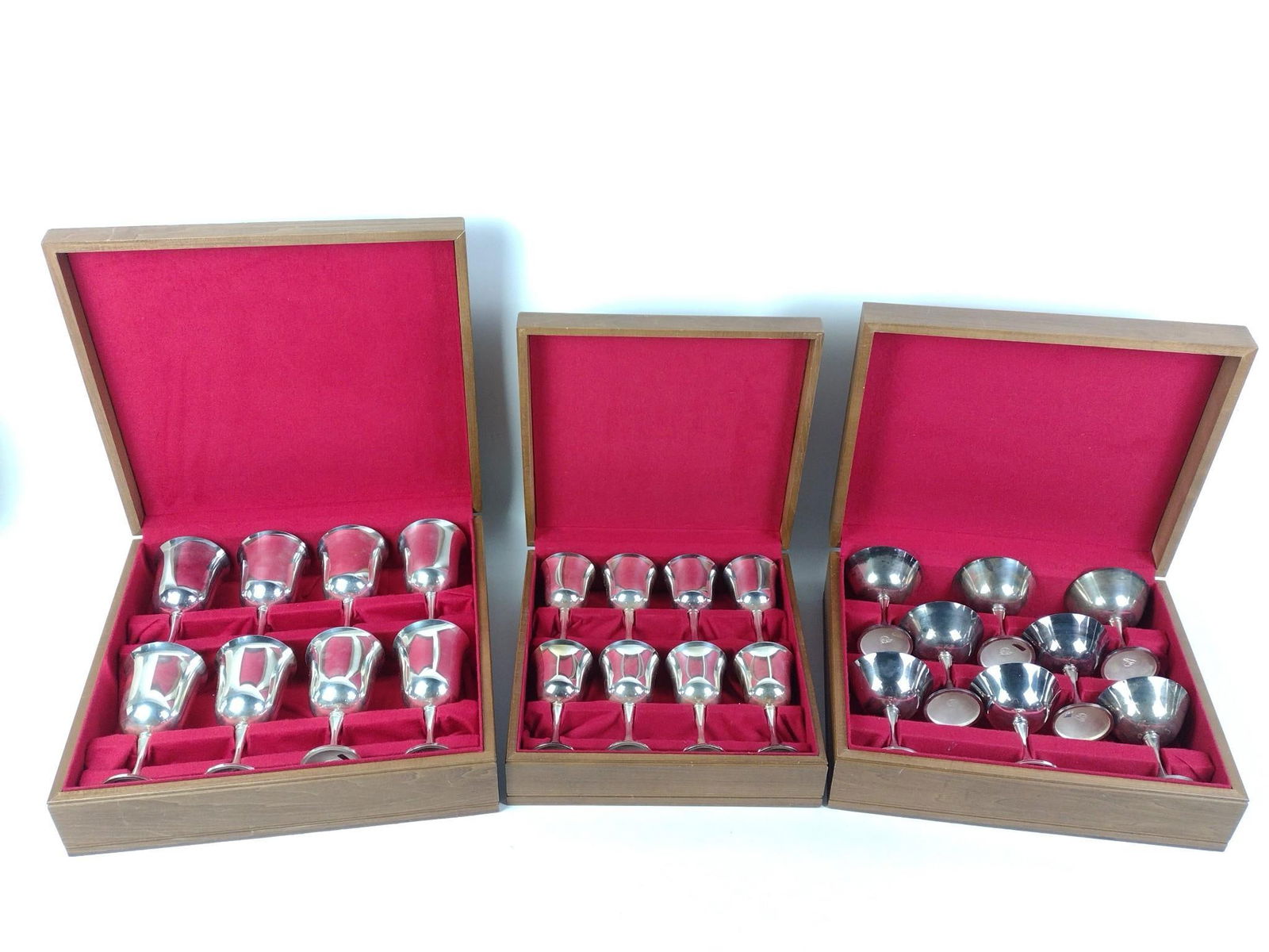 24 Pcs Silverplate Stemware in Wood Cases (1 of 6)