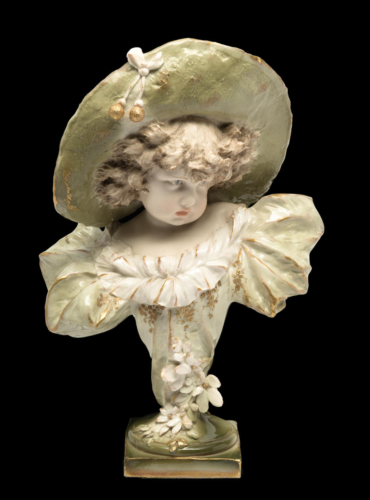 Turnteplitz Bohemia RSTK Female Bust (1 of 4)