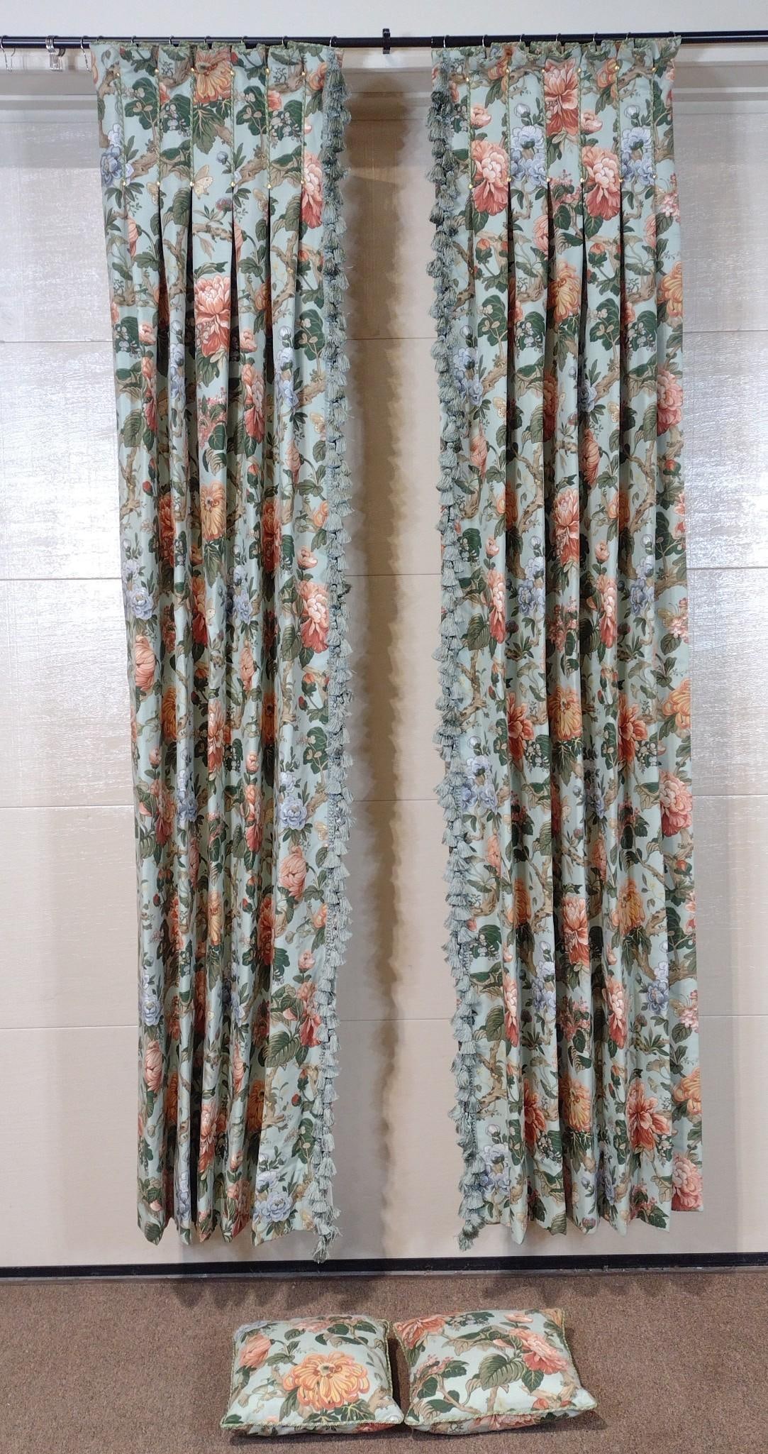1 Pr Lee Jofa Floral Lined Stationary Side Curtain / Drapery Panels: Includes 1 pair stationary side curtain panels. Lee Jofa floral lined flat pleated with small cord and brass beads. Trimmed with tassel fringe. Lined and interlined. Each panel: 19" wide x 96" long.