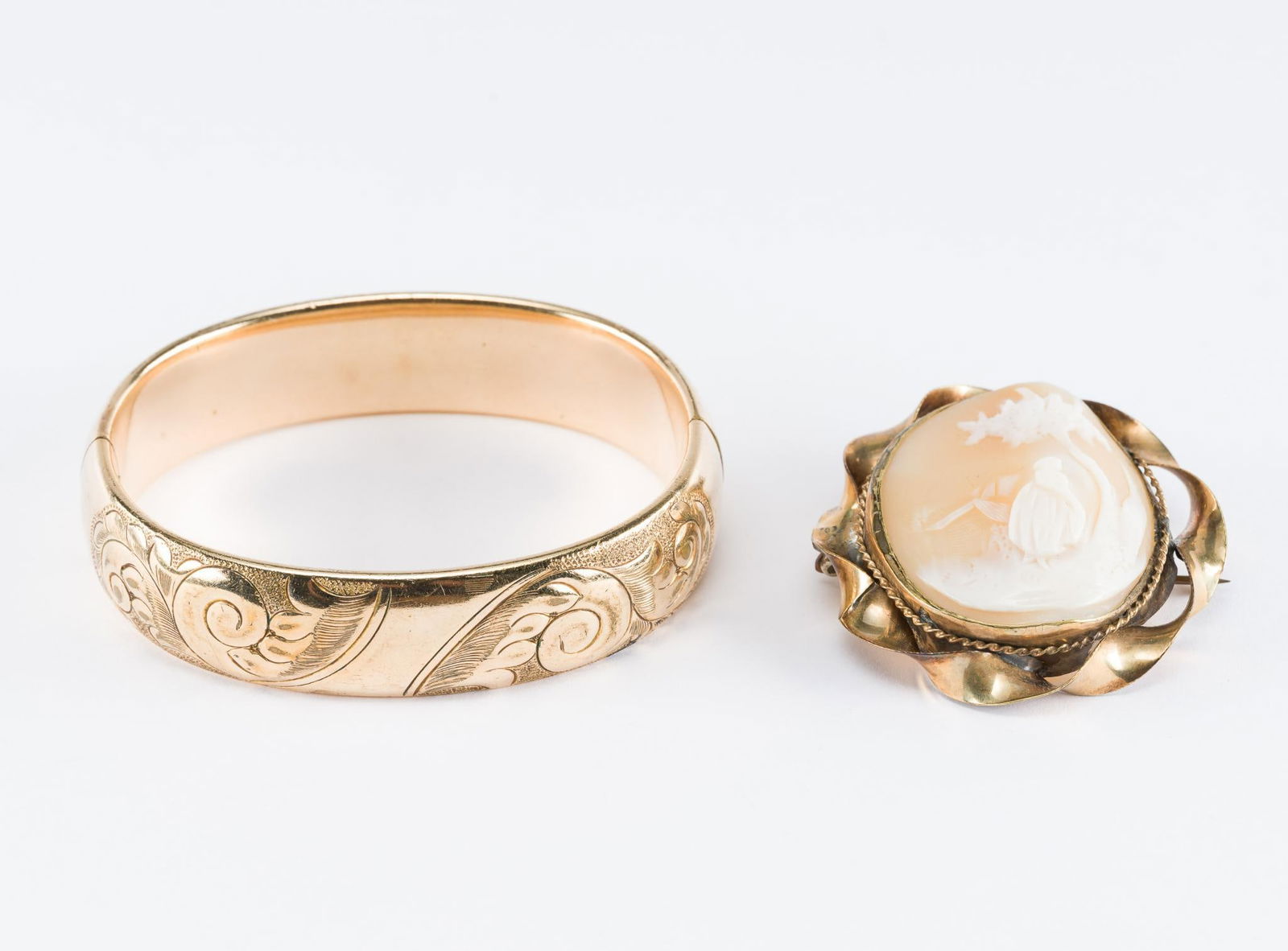Gold-Filled Cameo & Bangle Bracelet (1 of 4)