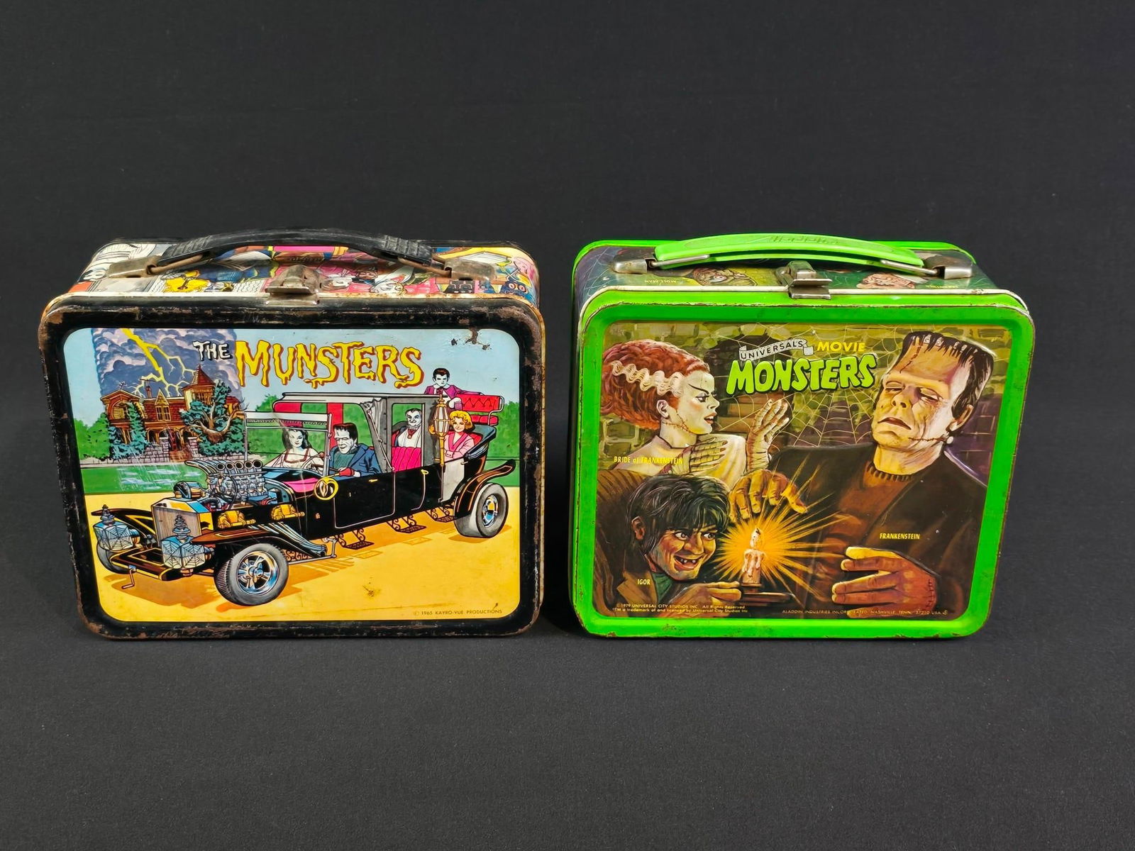 2 Vintage Lunchboxes incl Munsters and Monsters (1 of 5)
