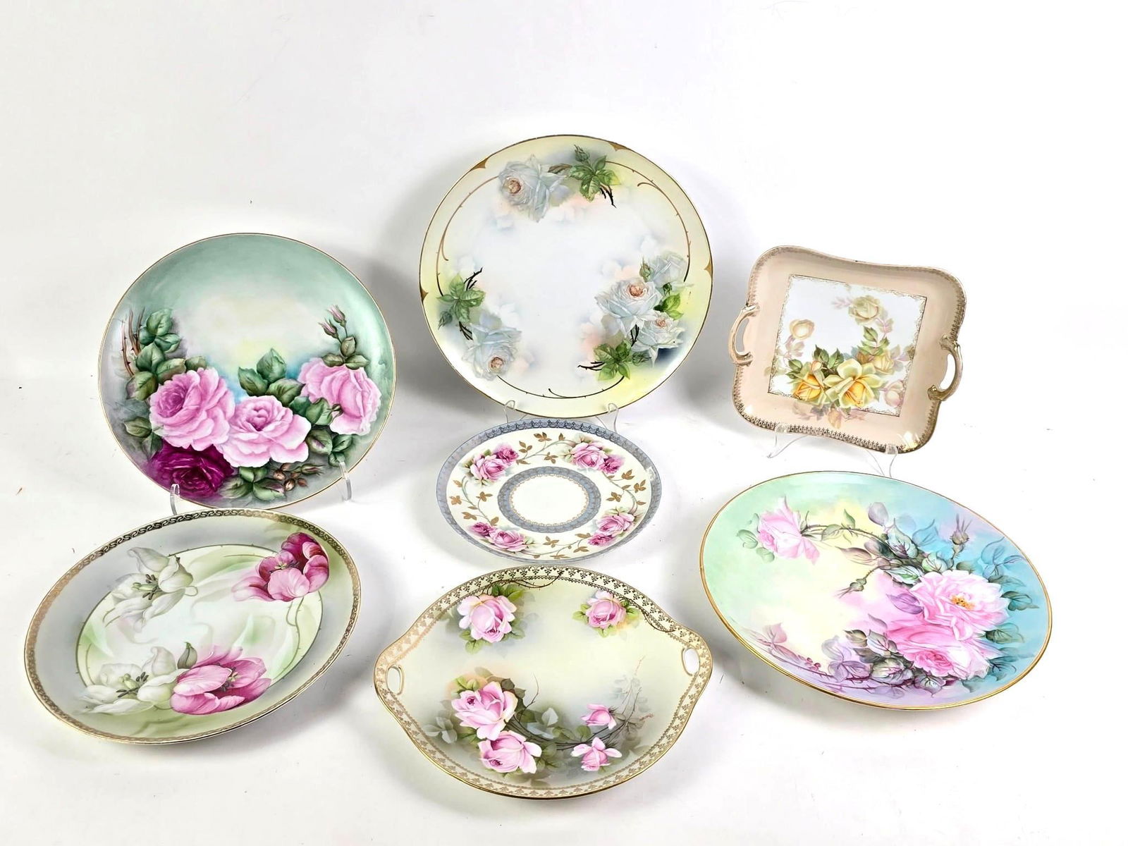 7 Pcs. Floral Ceramics (1 of 6)