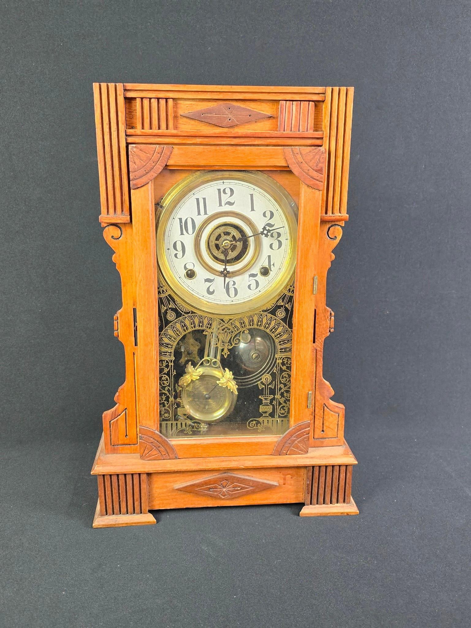 Gilbert Clock Company Gingerbread Clock (1 of 3)