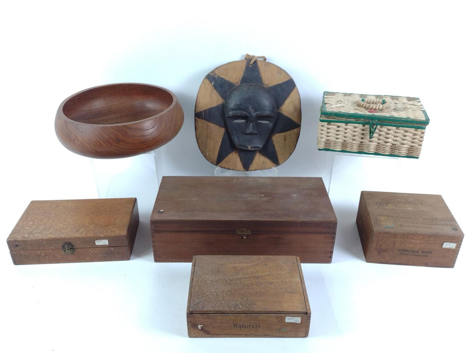 7 Pcs incl Wood Boxes, Bowl and Figural Plaque (1 of 6)
