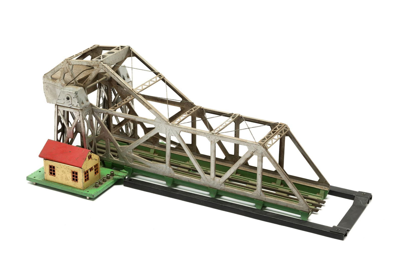 Metal Lionel O-Gauge Bascule Bridge No. 313 (1 of 3)