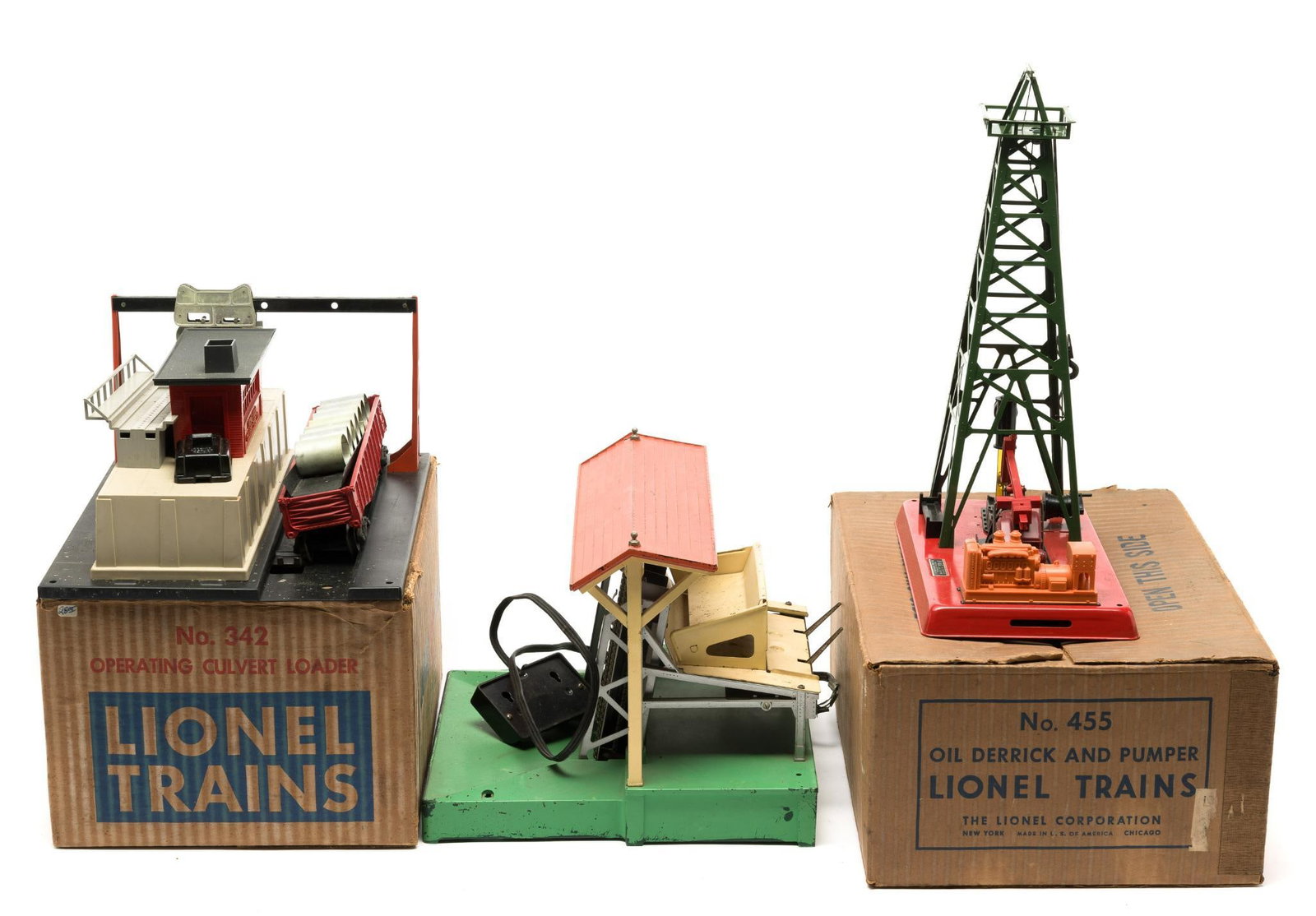 3 Vintage Lionel O-Gauge Accessory Buildings (1 of 4)