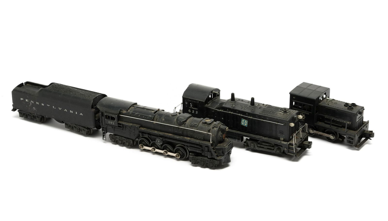 (3) Lionel O-Gauge Postwar Engines (1 of 10)