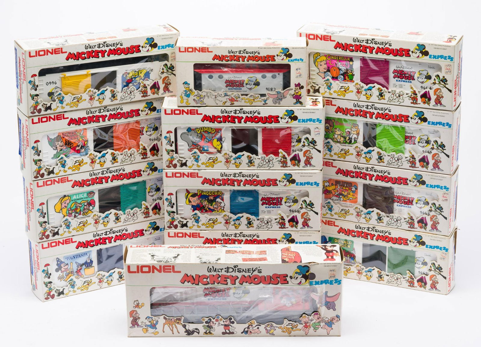 Lionel Walt Disney Mickey Mouse Express Diesel Engine with 12 Cars (1 of 2)