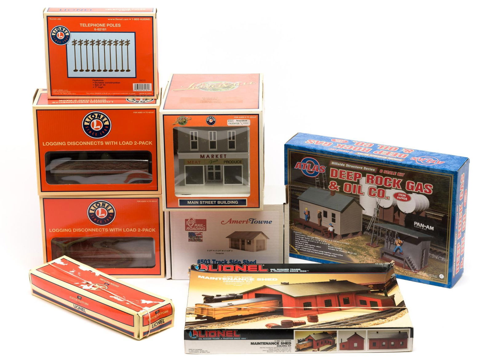 8 Model Train Accessories in OB (1 of 3)