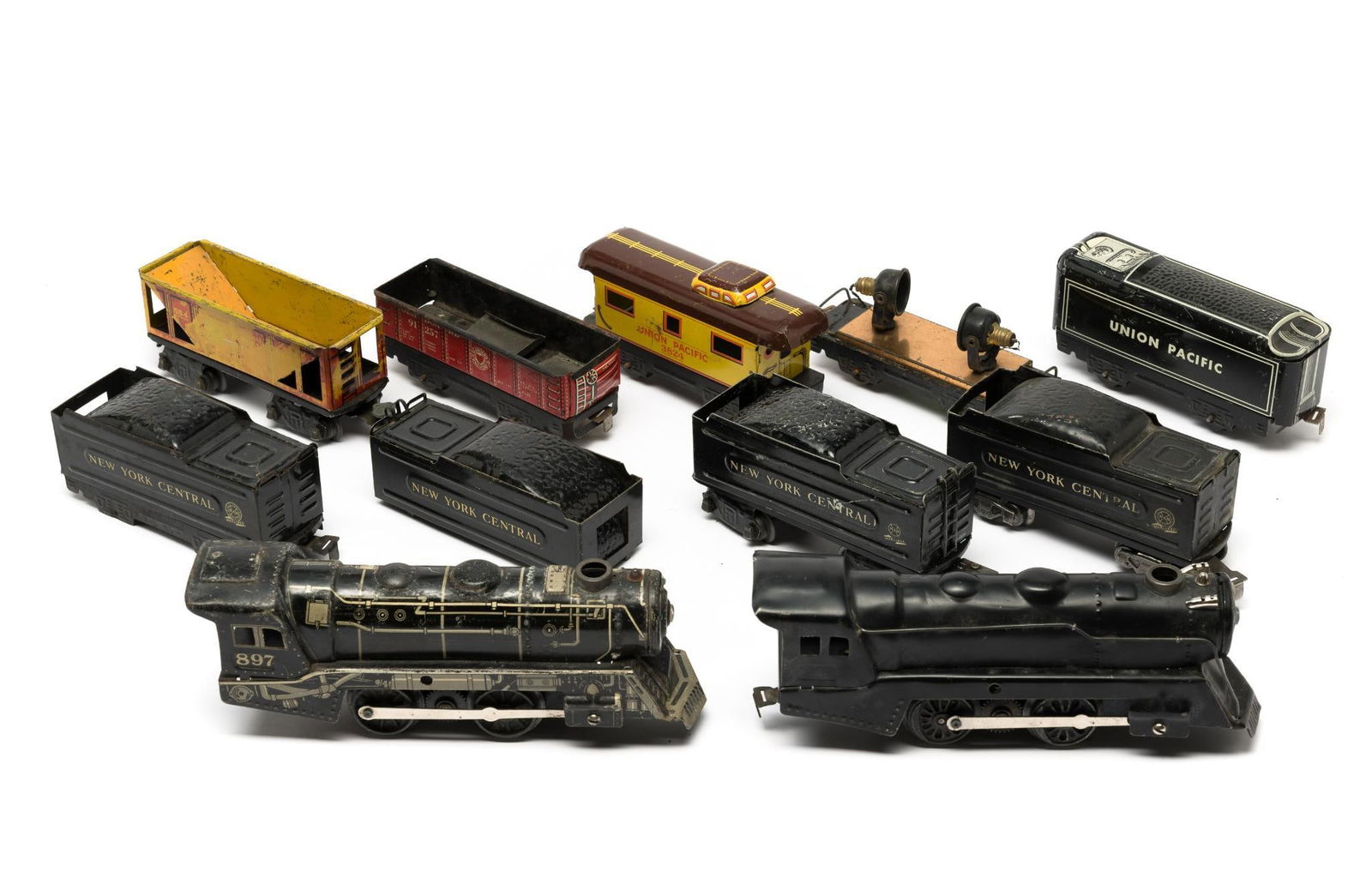 11 Marx O-Gauge Trains Incl Tenders and Stock (1 of 9)