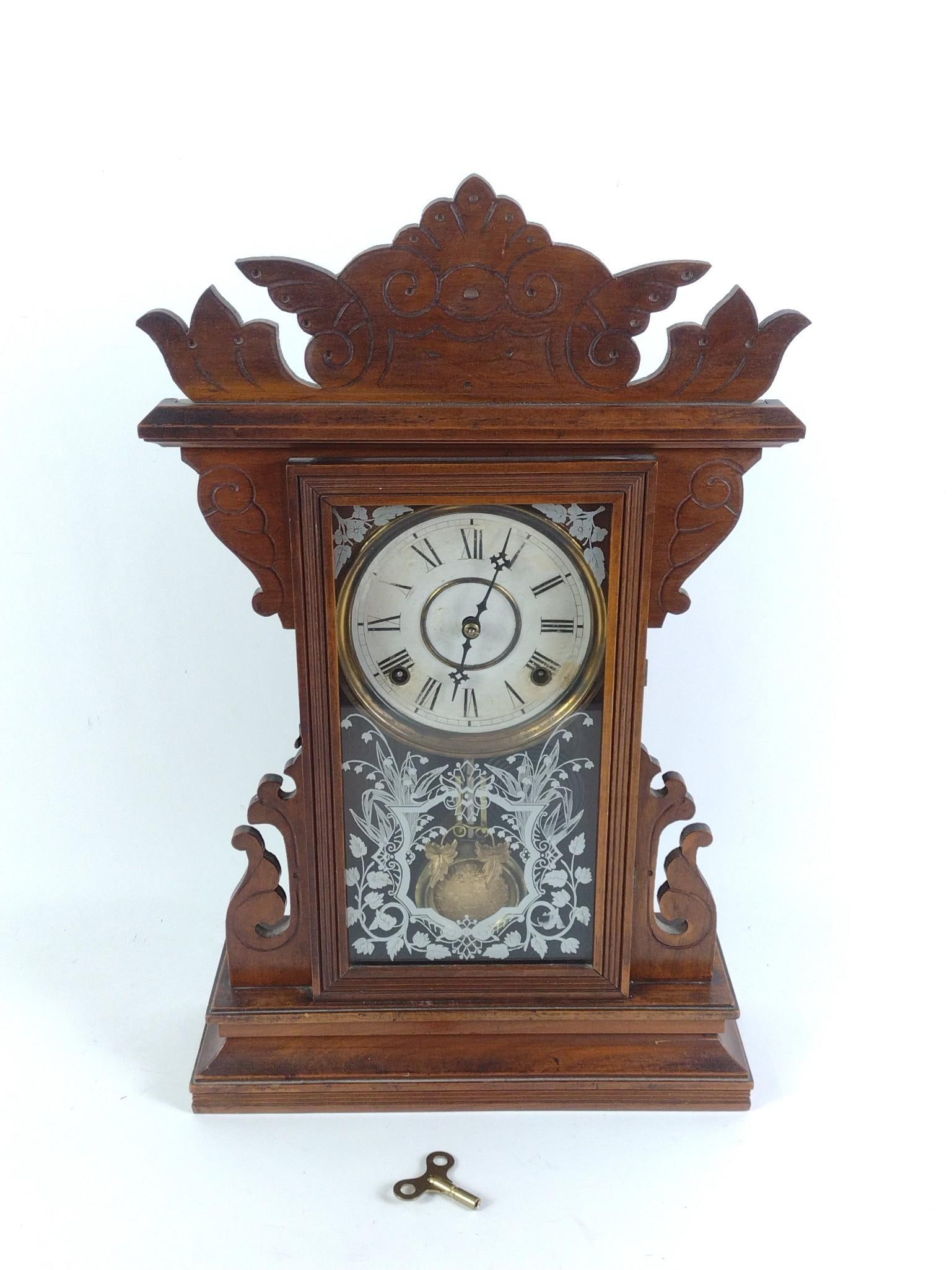 Antique Gilbert Oak Shelf Clock (1 of 6)