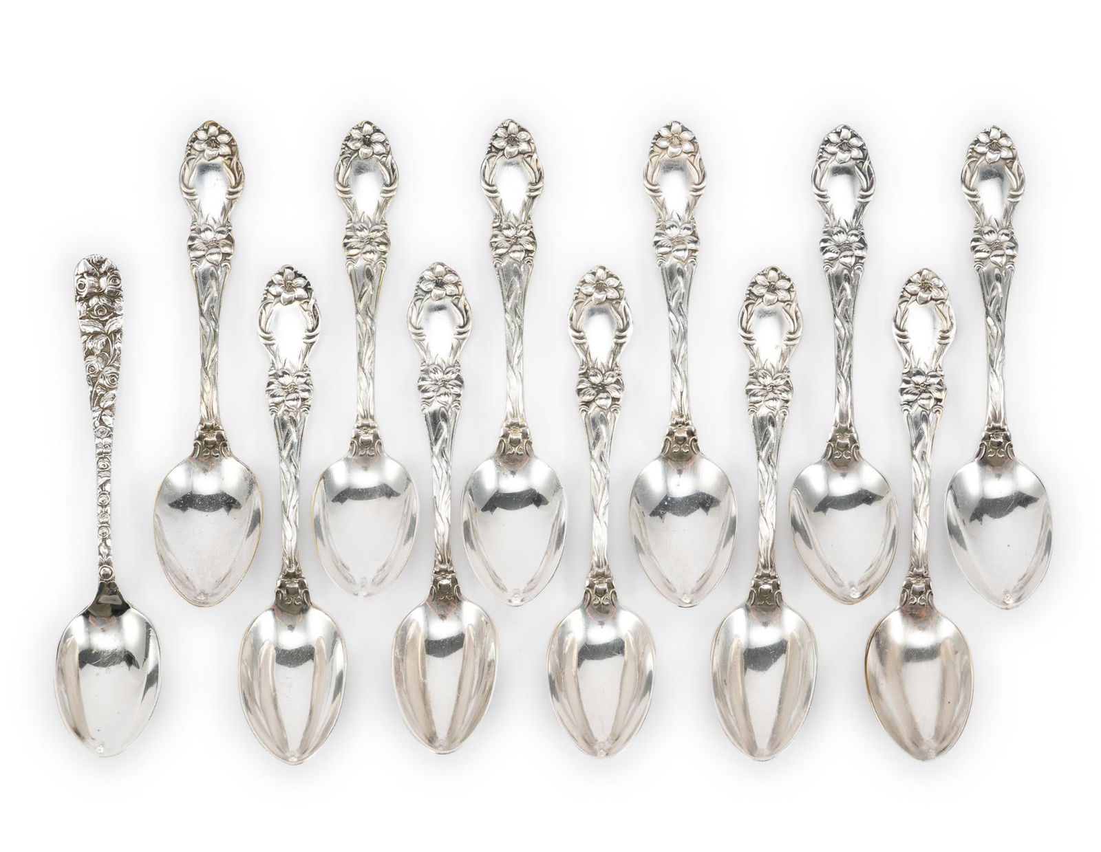 12 Silver Demitasse Spoons (1 of 6)